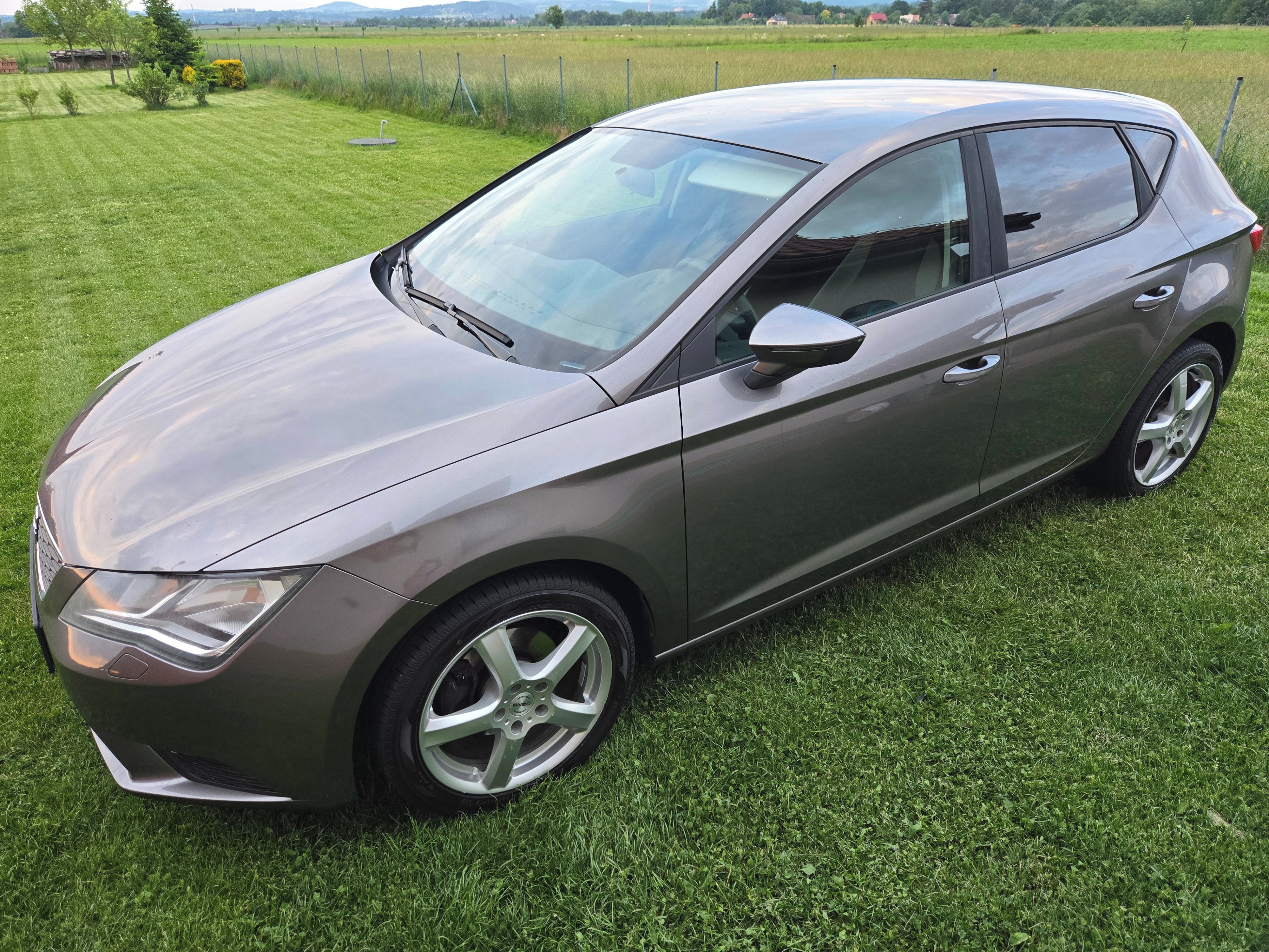 Seat Leon, 1.2 TSI 81kw, nehav., CZ - fotka 2