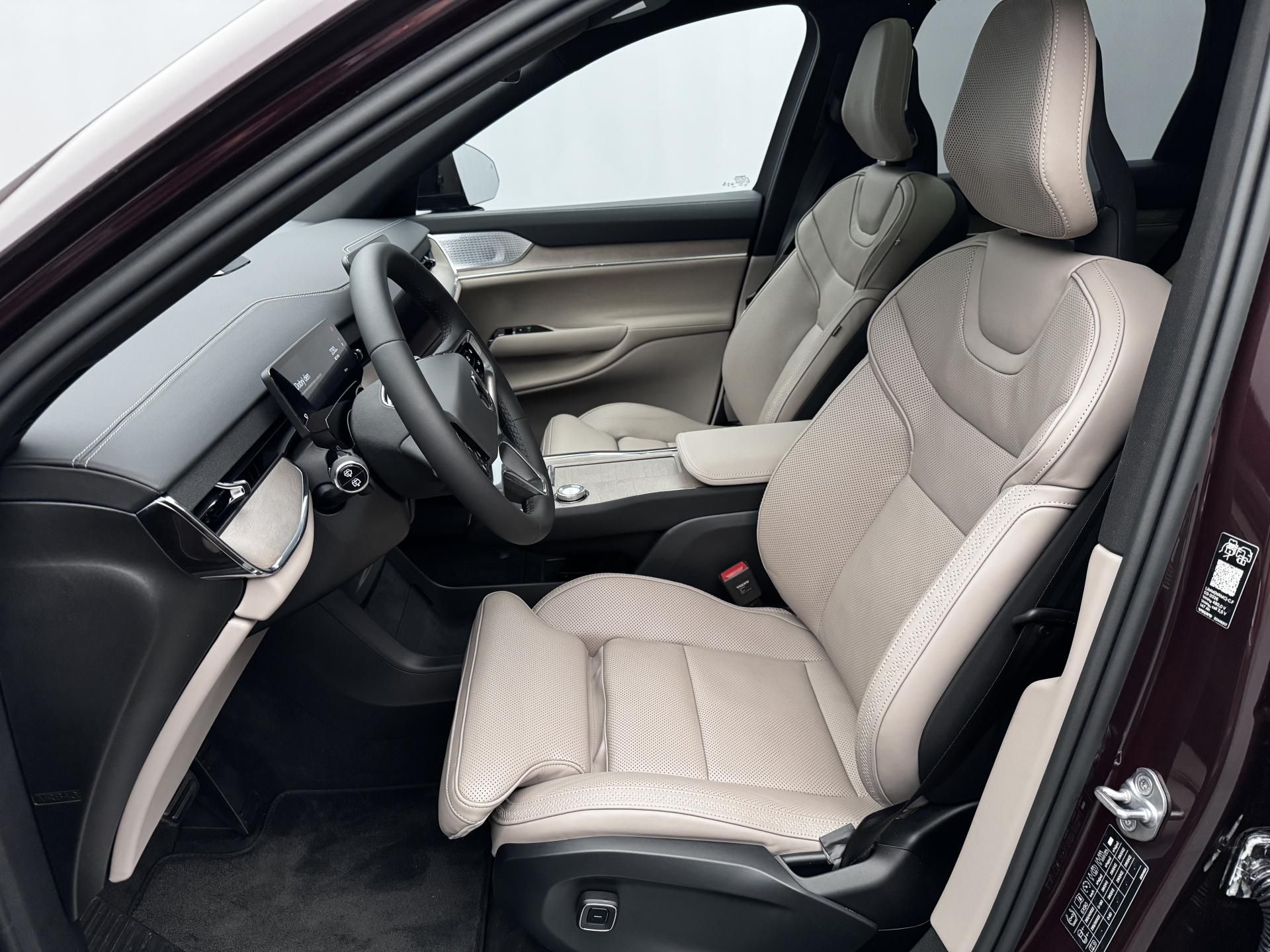 Volvo EX90, PURE ELECTRIC TWIN ULTRA 7míst - fotka 3