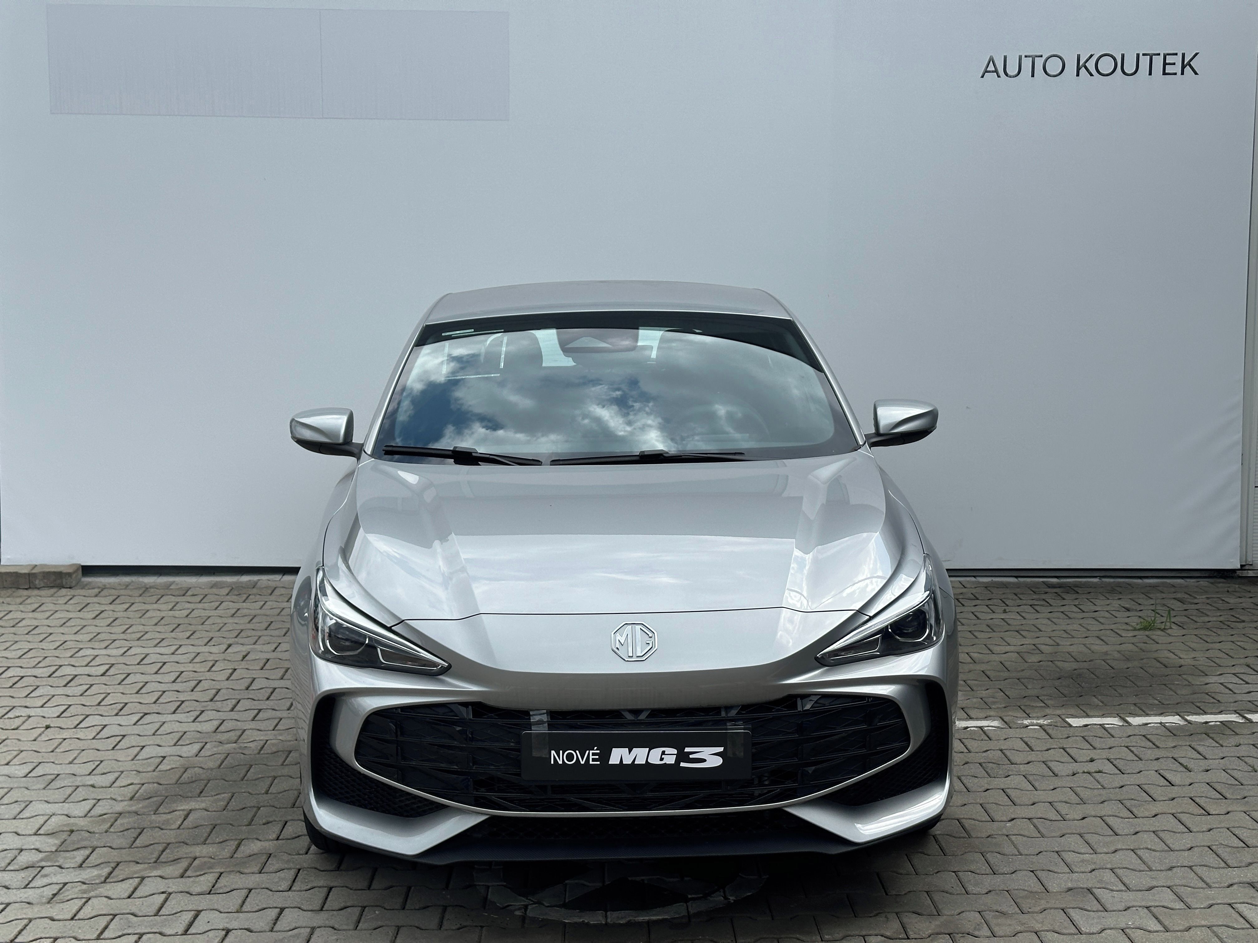 MG, MG3, ELEGANCE 1.5 85kw/115hp - fotka 2