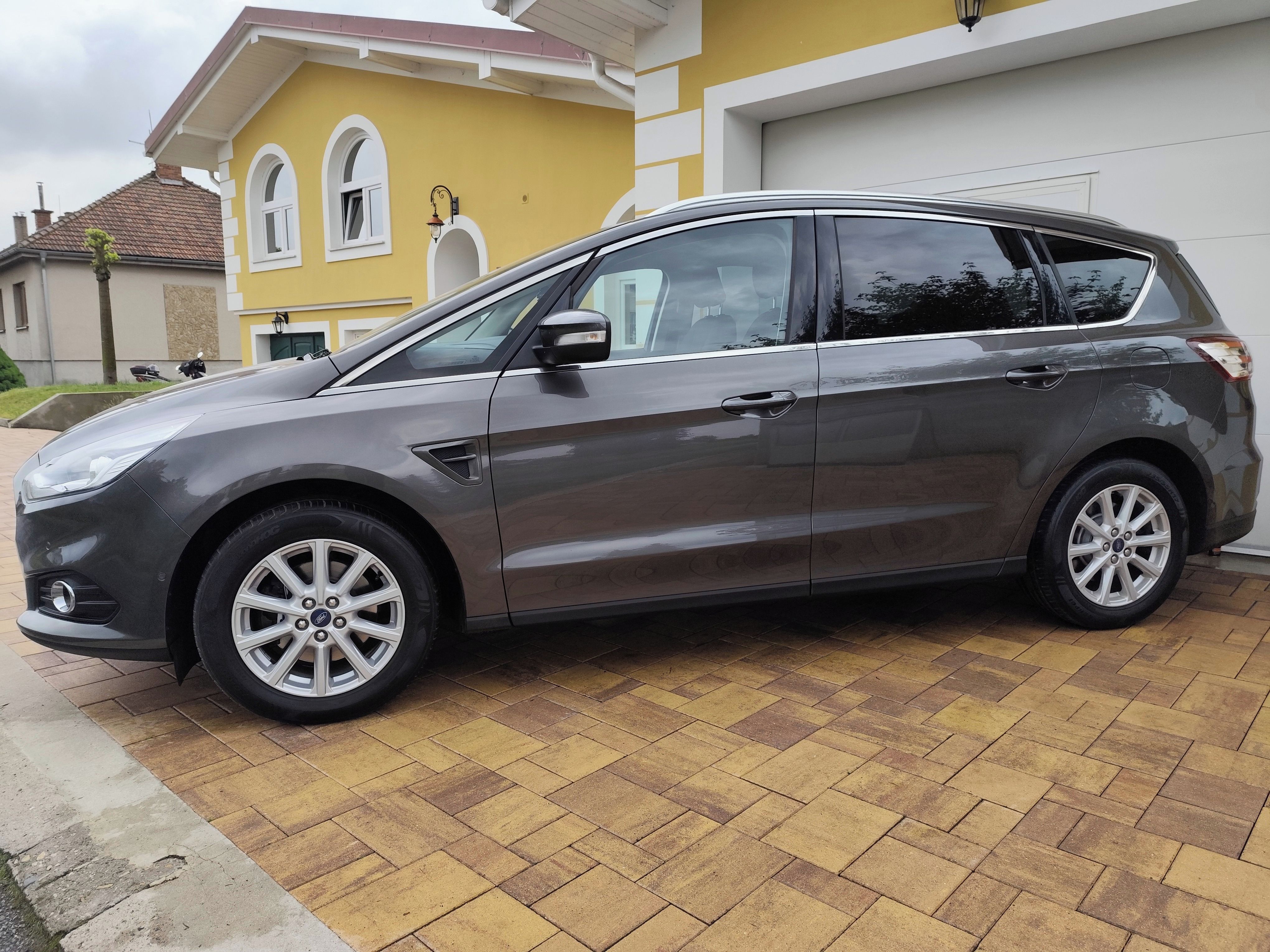Ford S-MAX, TITAN.1.5Eco.118kw-tažné,kamer - fotka 5