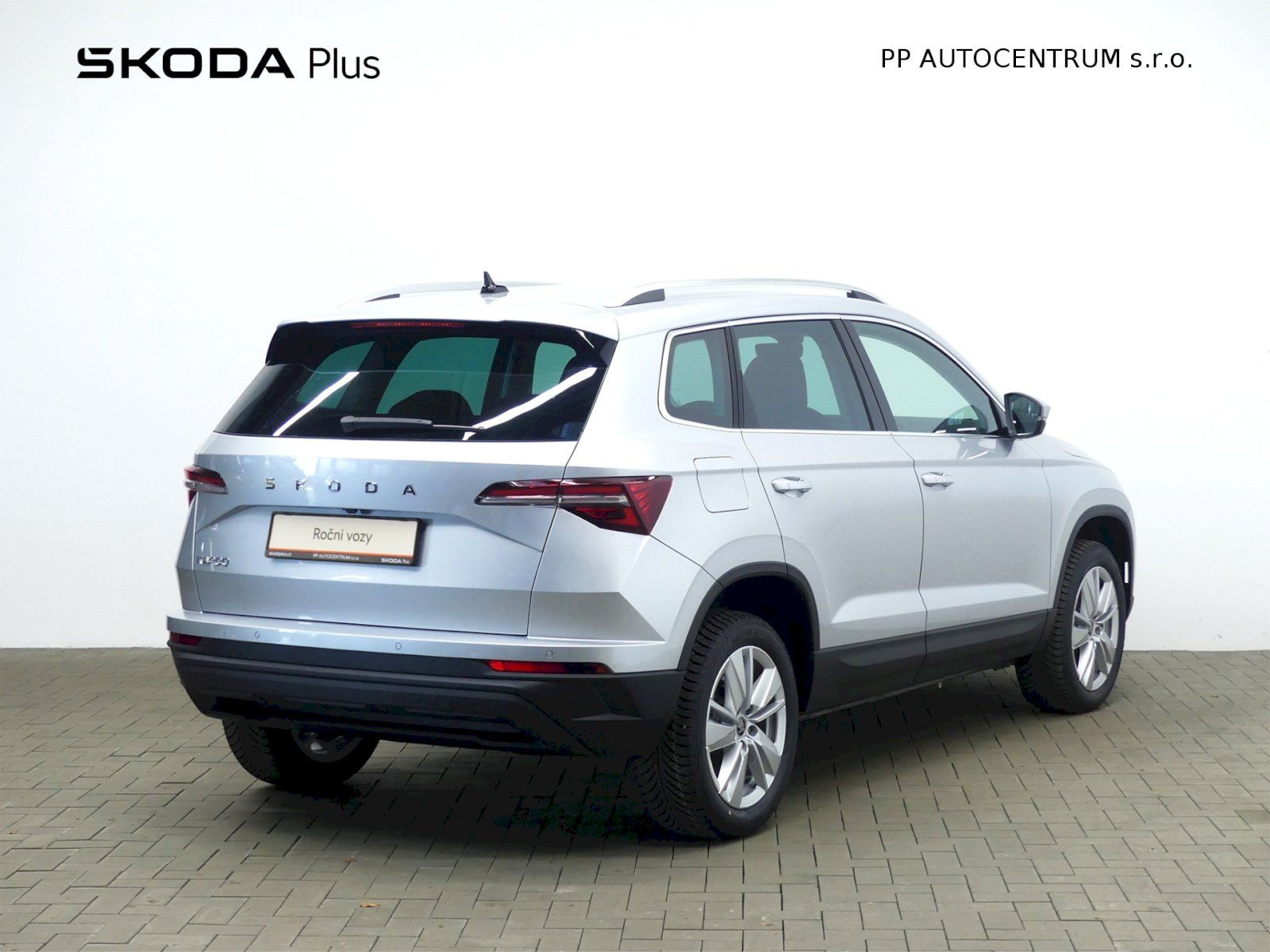 Škoda Karoq, Top Selection DSG 1.5TSI 110kW - fotka 2