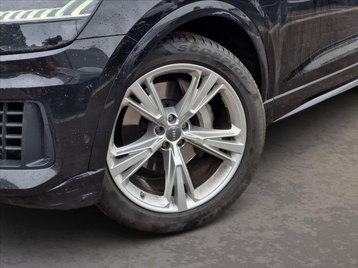 Audi Q8, 3,0 50 TDi Quattro - fotka 6