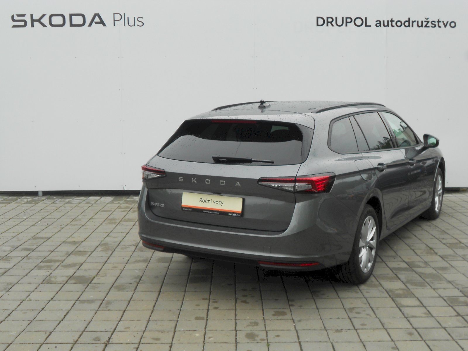 Škoda Superb, Combi IV 2.0 TDI - 110 kW, Sel - fotka 2