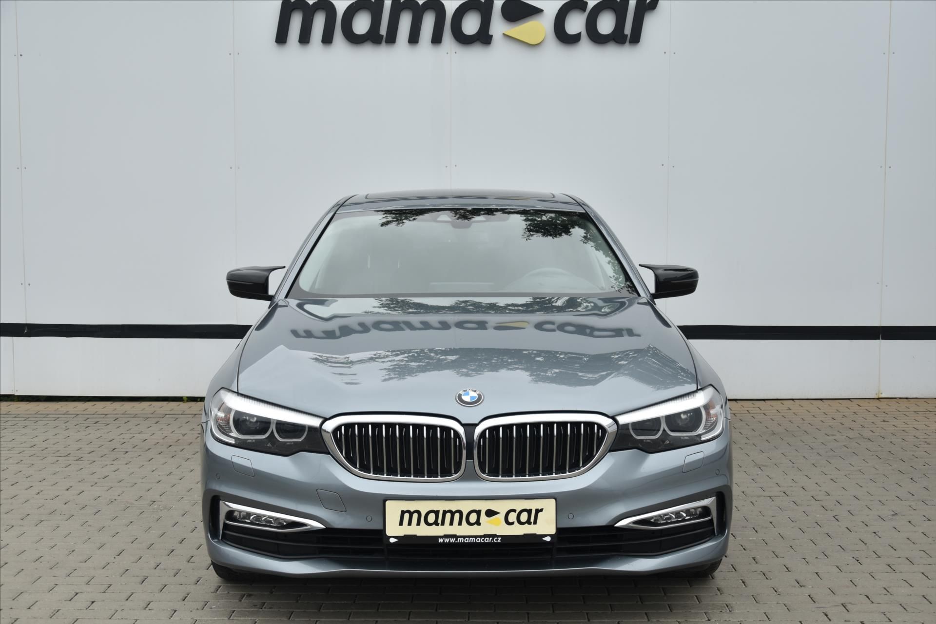 BMW Řada 5, 520d xDrive LUXURY NAVI ČR - fotka 2