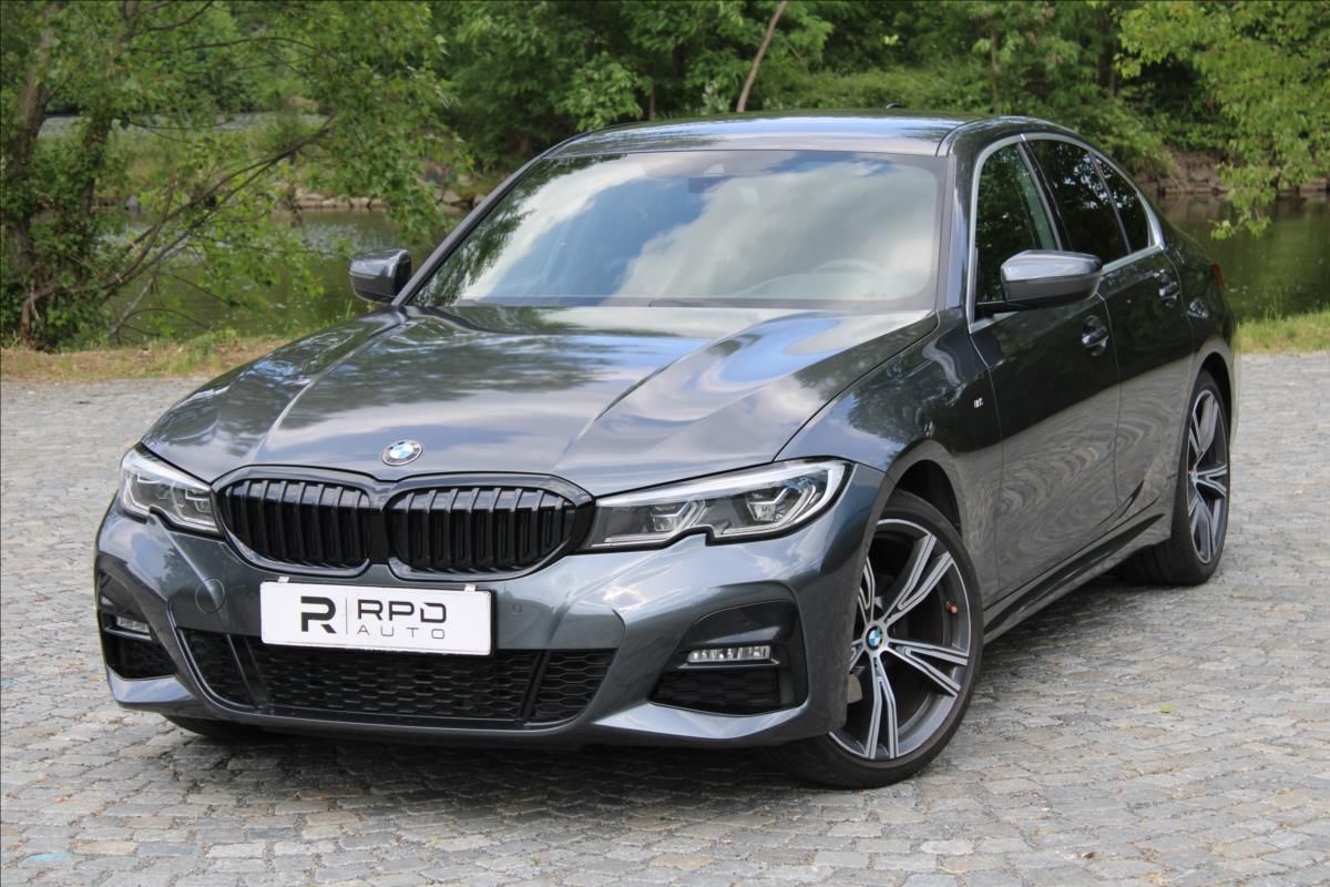 BMW Řada 3, 320xd / M-PAKET / HUD / CZ