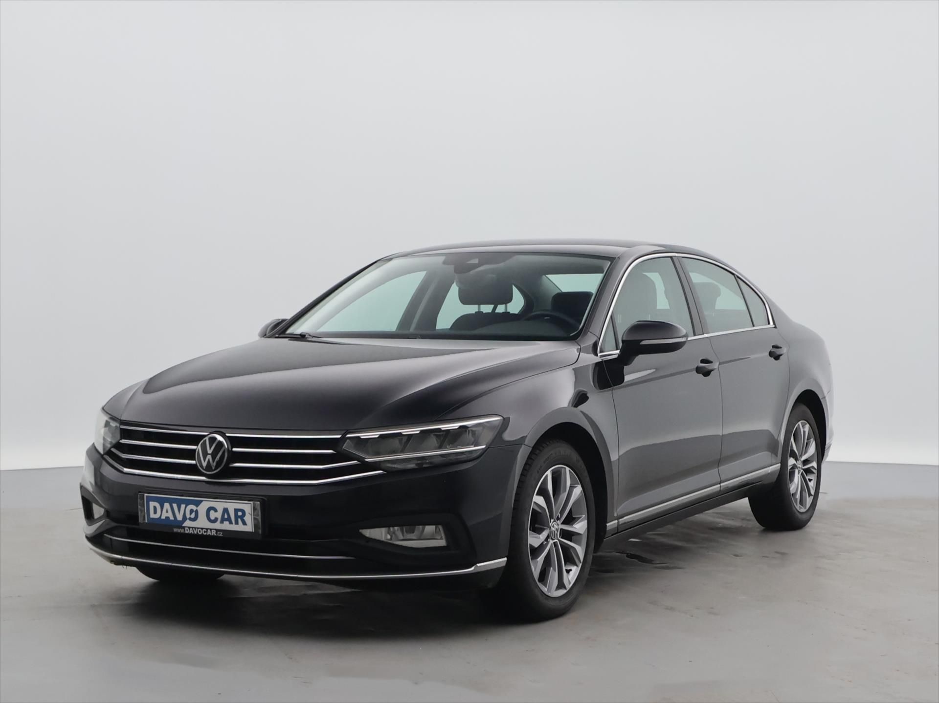 Volkswagen Passat, 2,0 TDI Elegance Aut.Klima CZ - fotka 3