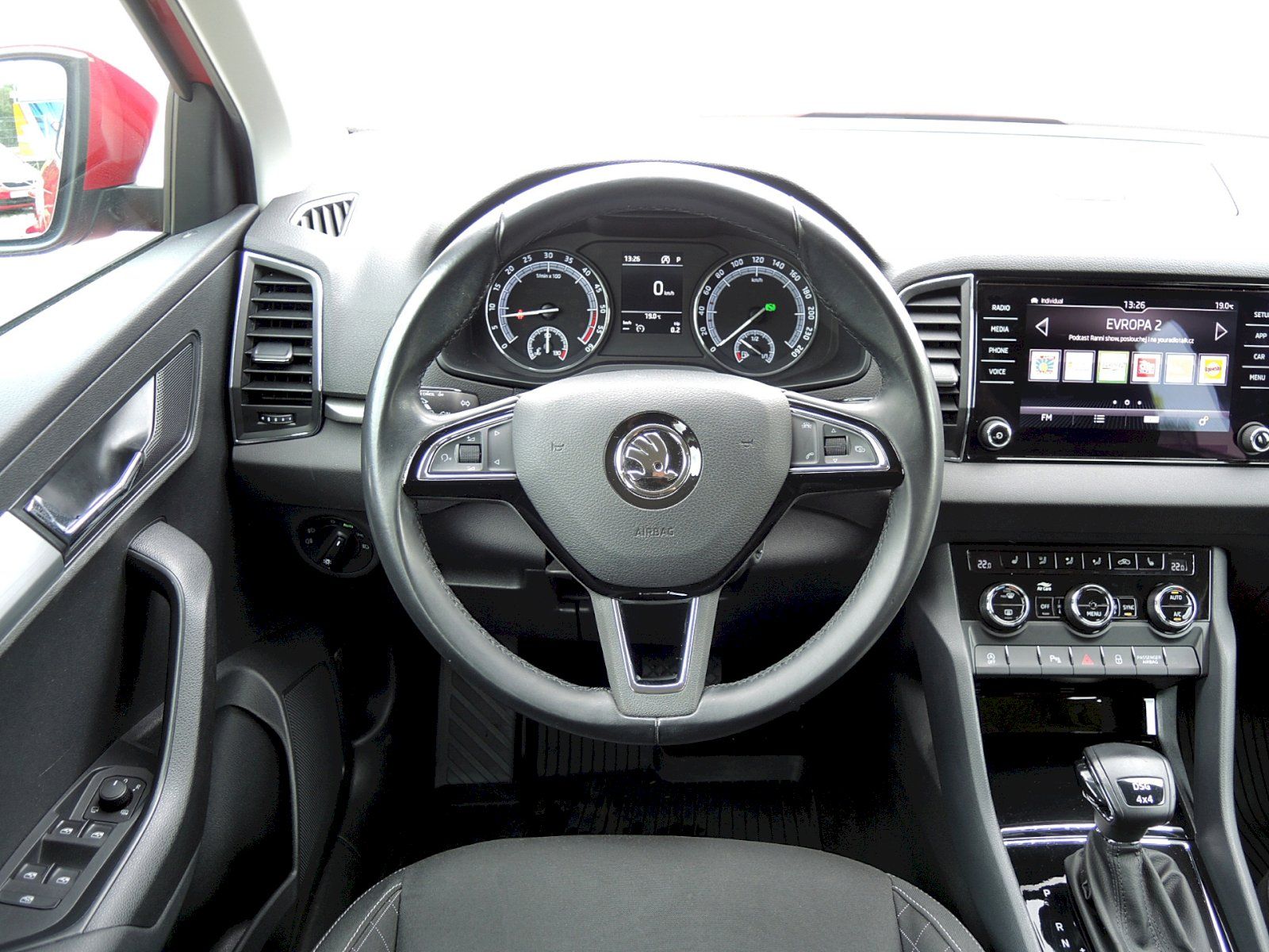 Škoda Karoq, 2.0 TDI Ambition 4X4 DSG - fotka 6