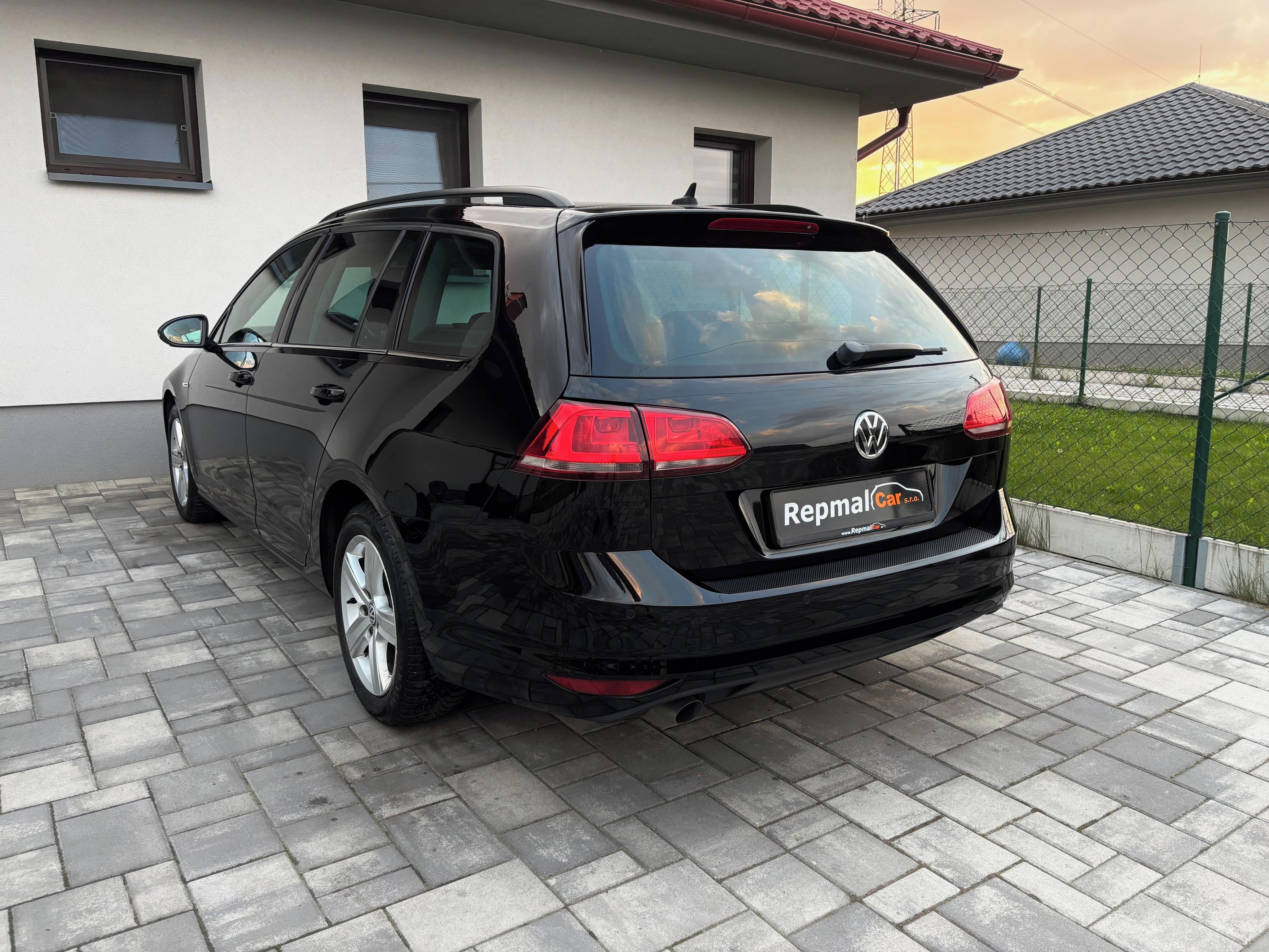 Volkswagen Golf, VII Variant 1.6TDi 81kW - fotka 4