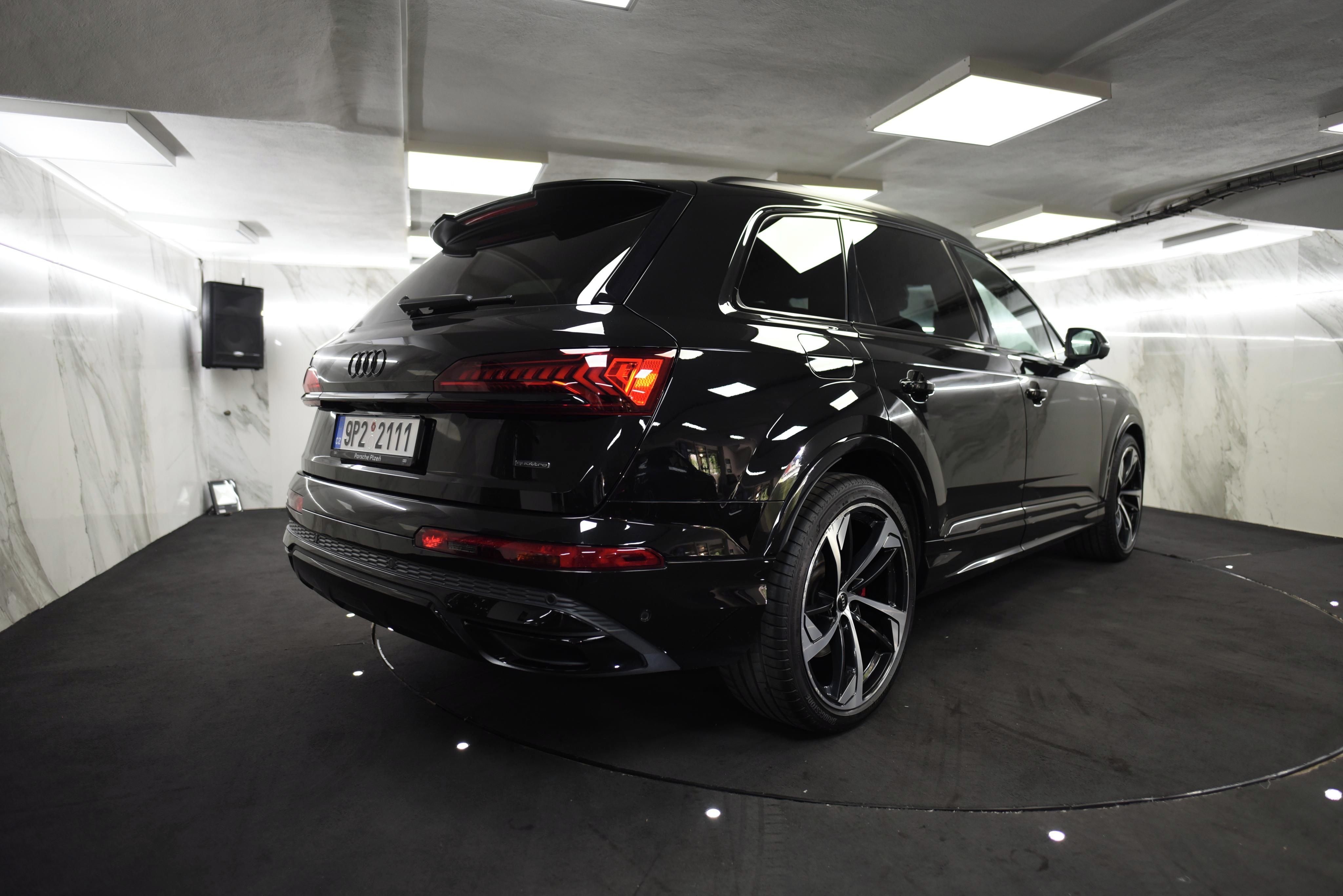 Audi Q7, S-Line, 3.0TFSI, carbon packet - fotka 4