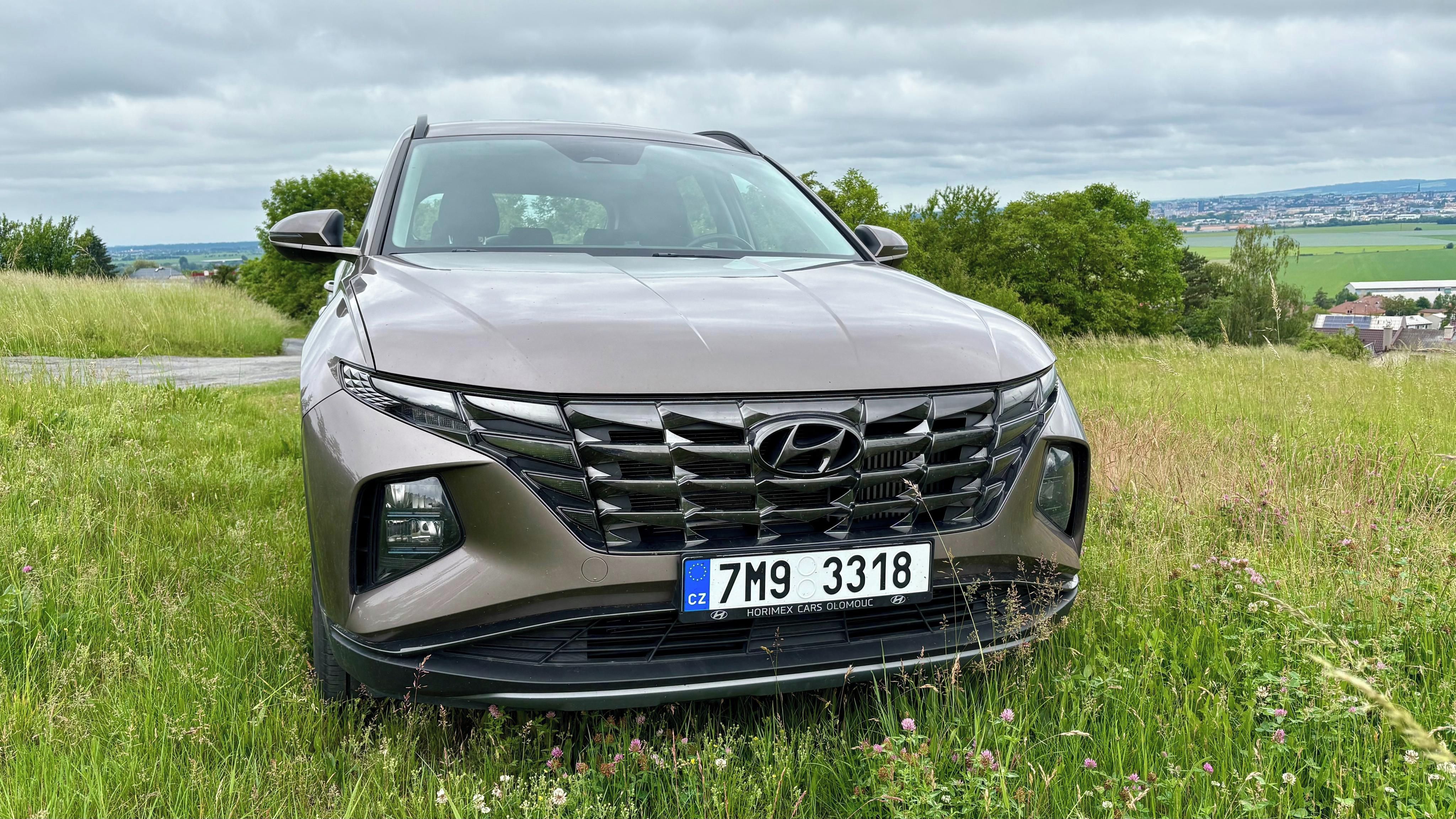 Hyundai Tucson, 1.6TGDi 110kW Smart 1.maj ČR - fotka 2