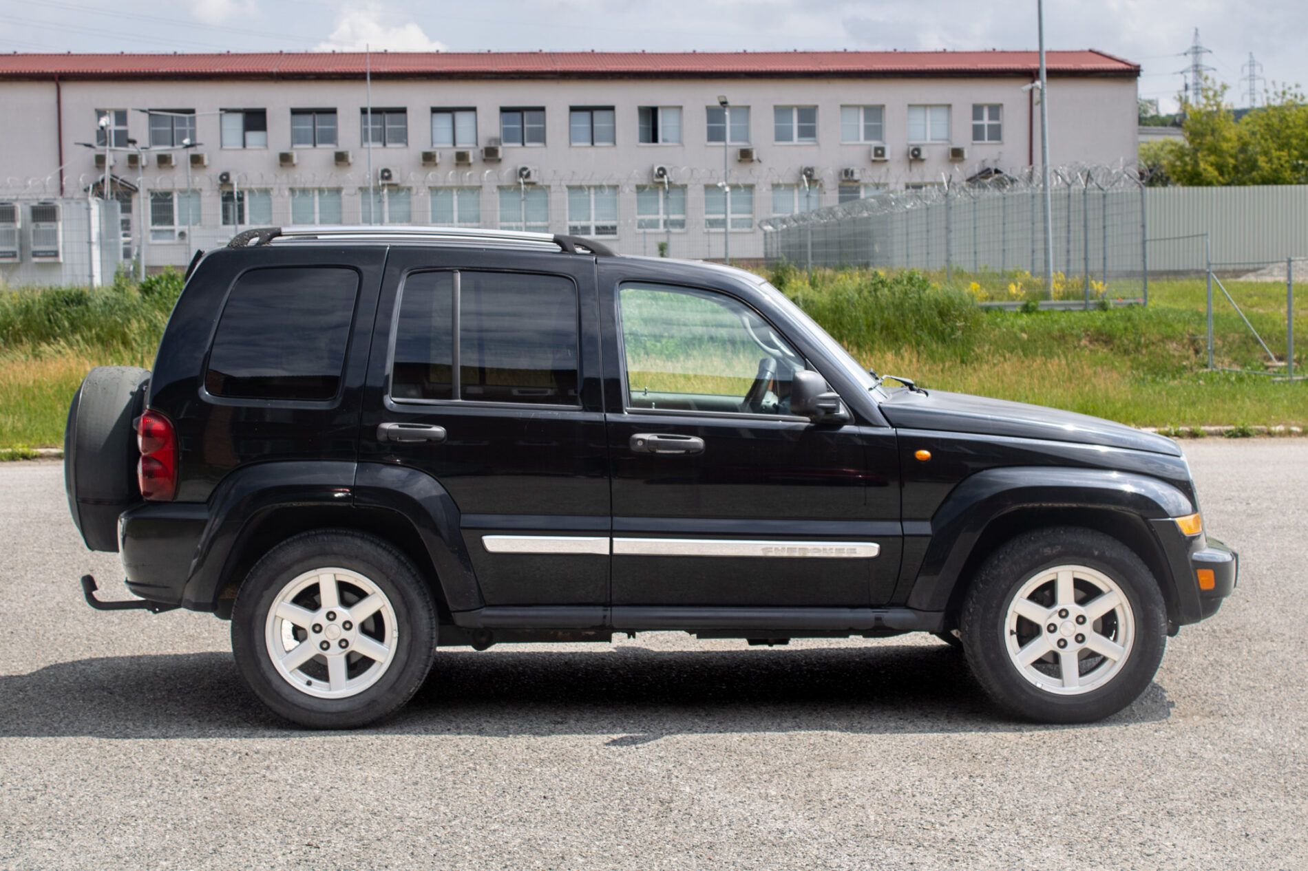 Jeep Cherokee - fotka 4