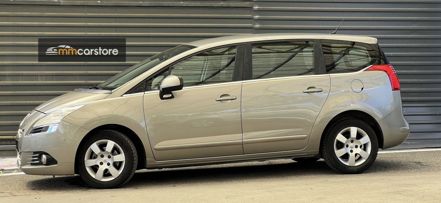 Peugeot 5008, 1.6 HDI, KLIMA, TEMPOMAT - fotka 4