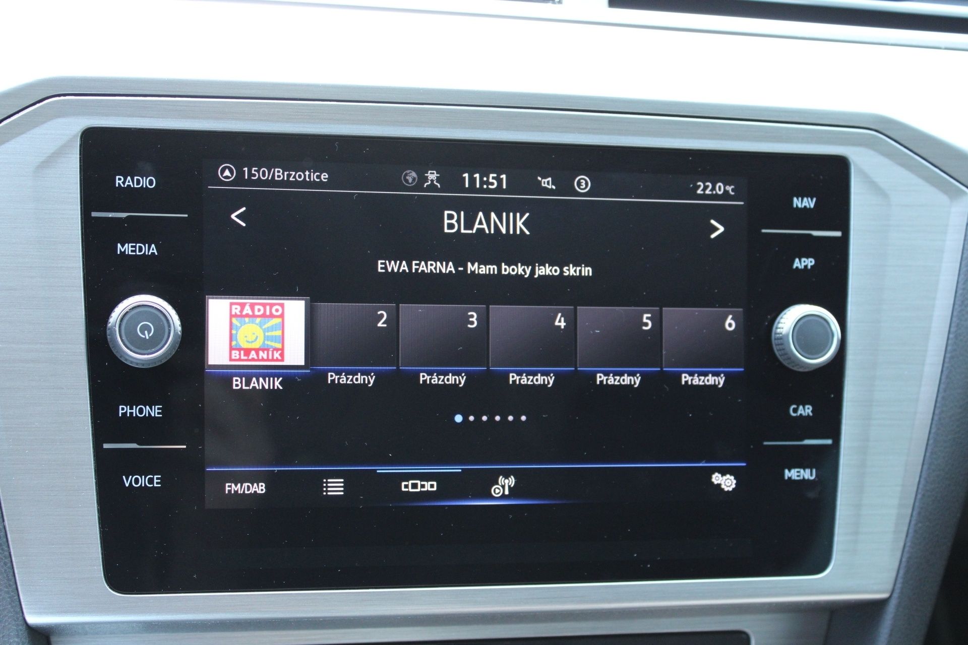 Volkswagen Passat, 2.0 TDI 110kW manuál tažné - fotka 6