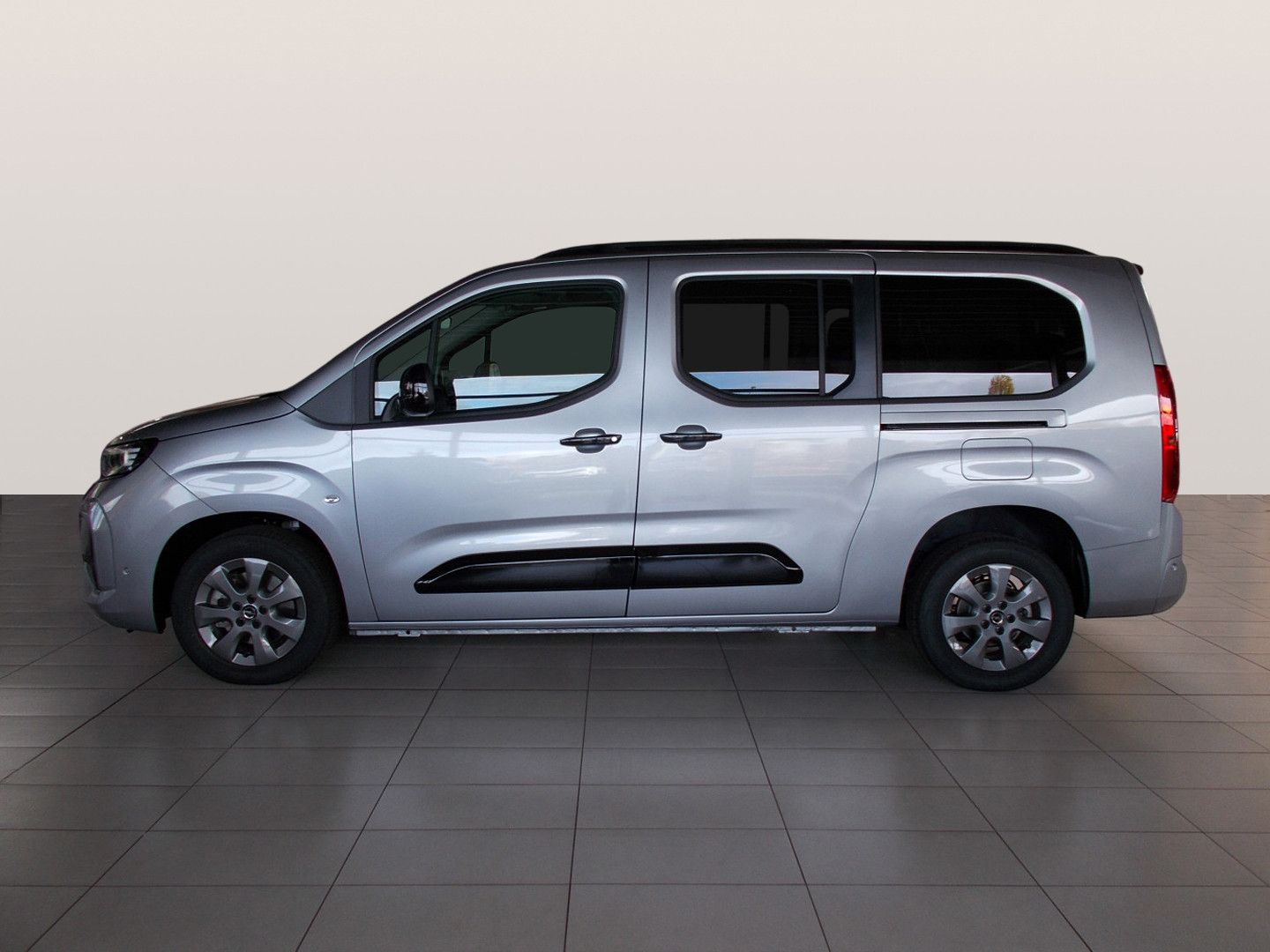 Opel Combo, Elegance Plus L2H1 1.5 CDTI (9 - fotka 5