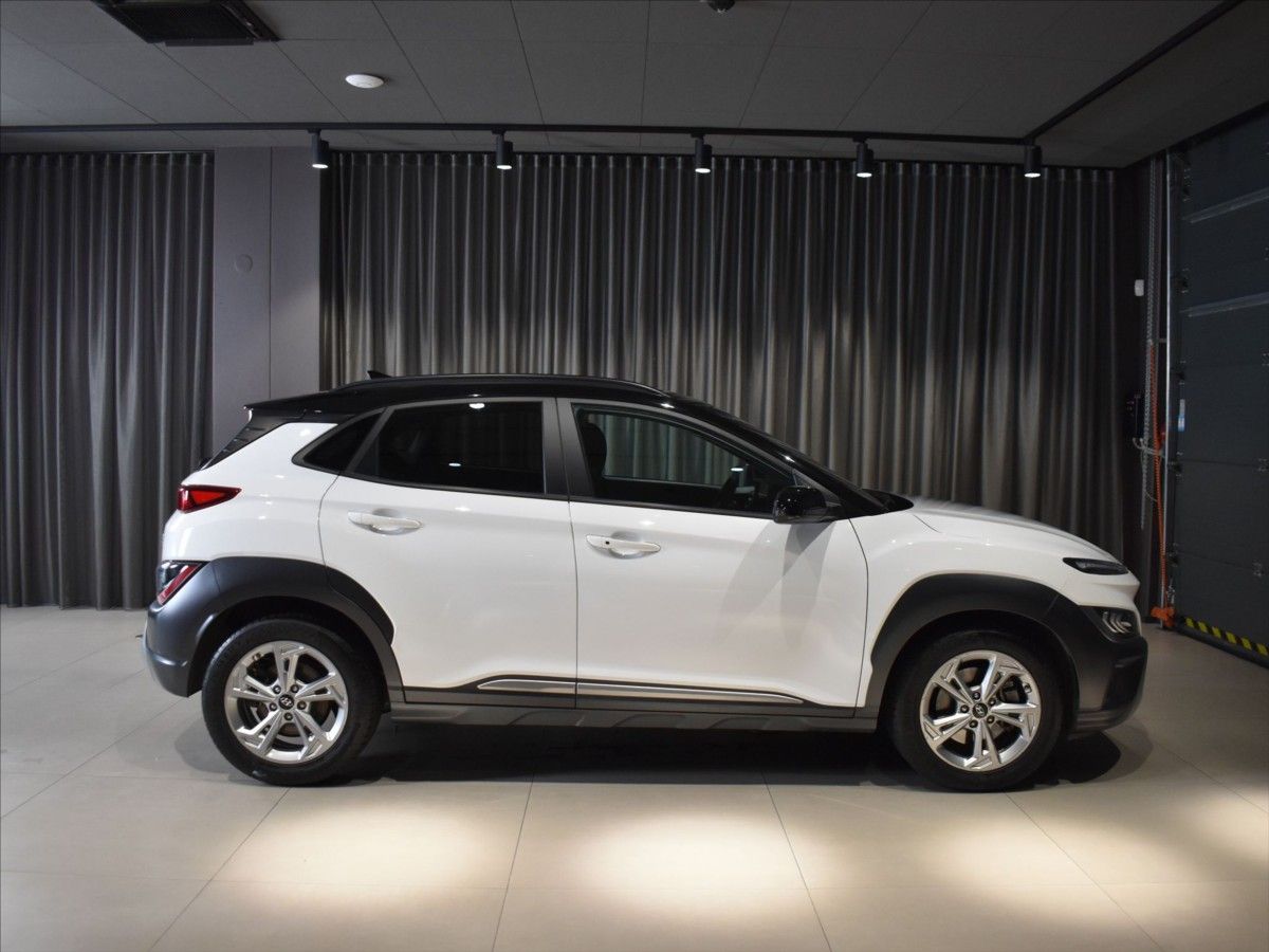 Hyundai Kona, 1,6 4x4,Automat,Bezklíč,BLIS - fotka 3