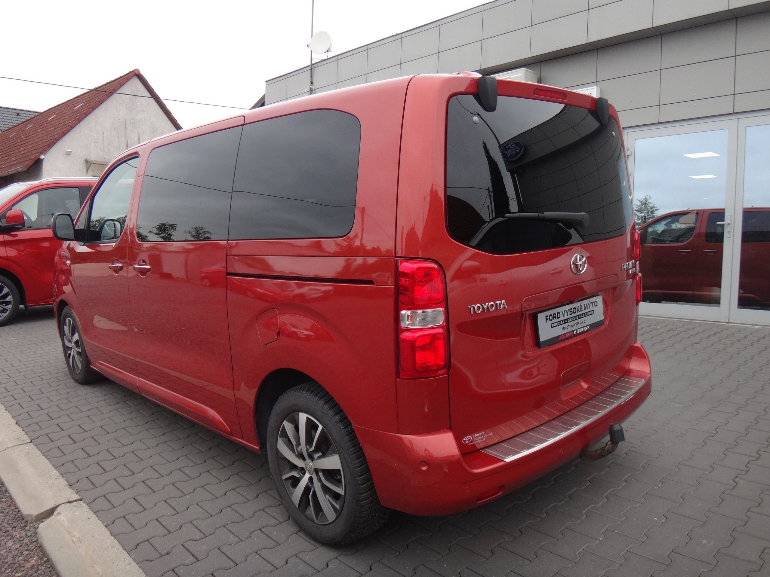 Toyota Proace Verso, Comfort 2.0D 130kW_170k_8st. a - fotka 3