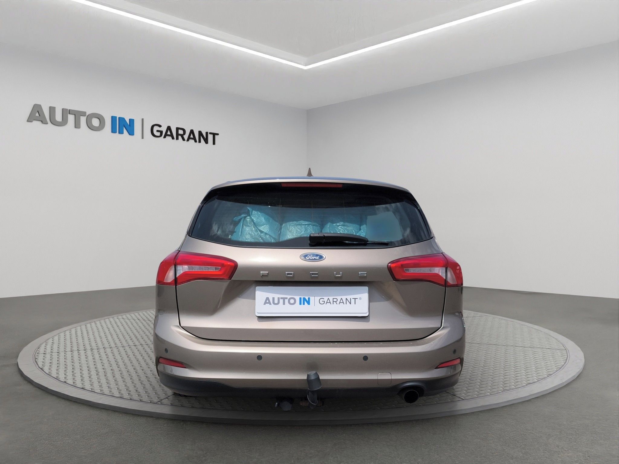 Ford Focus, TREND 1.0 74kW, ČR, 1. Maj., T - fotka 6