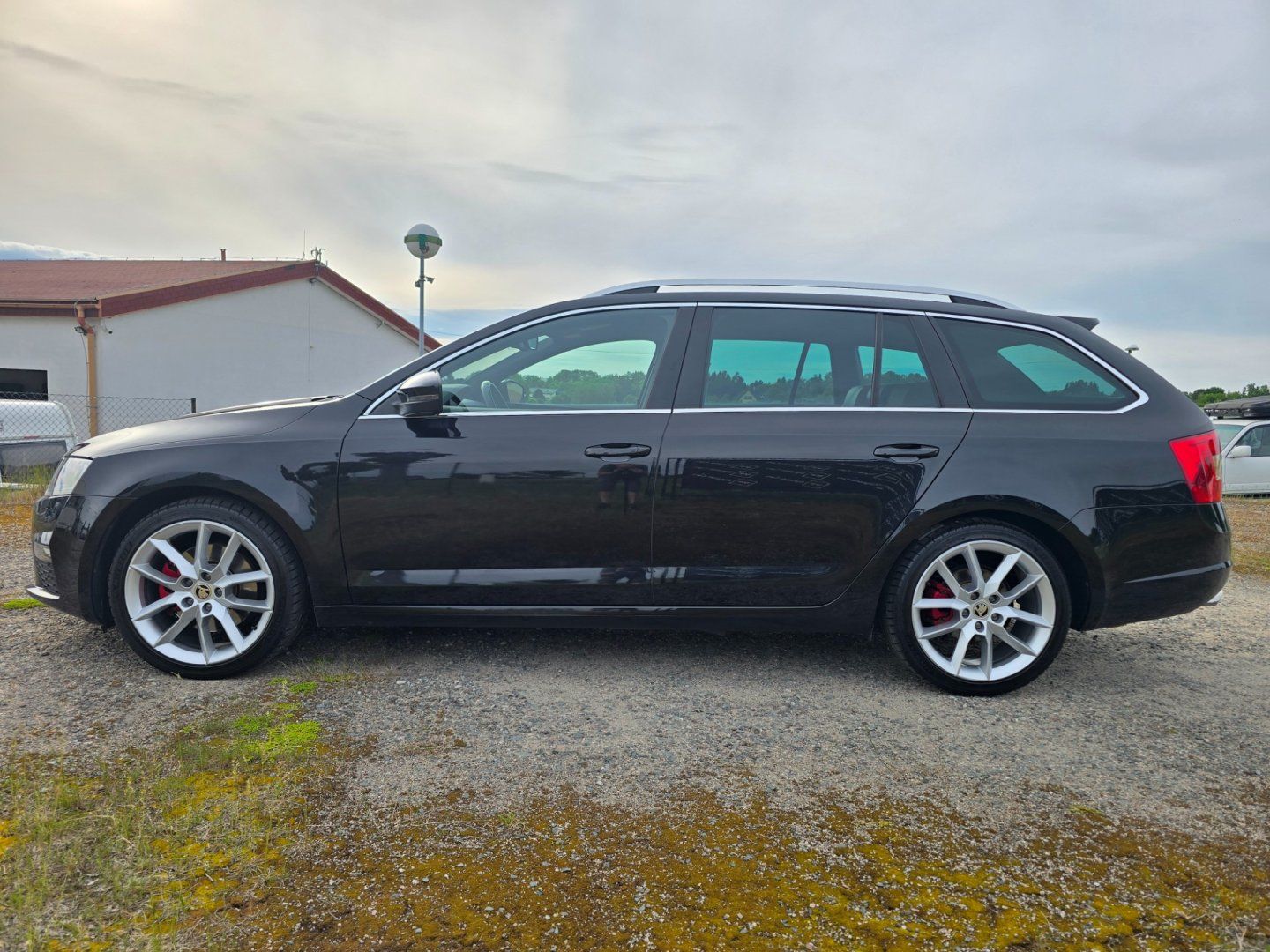 Škoda Octavia, 2.0 TDI RS 135 kw - fotka 4