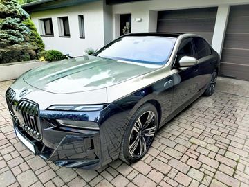 760xdrive,2026,4980km,M,Carbon