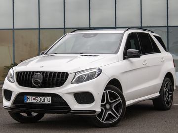 GLE trieda