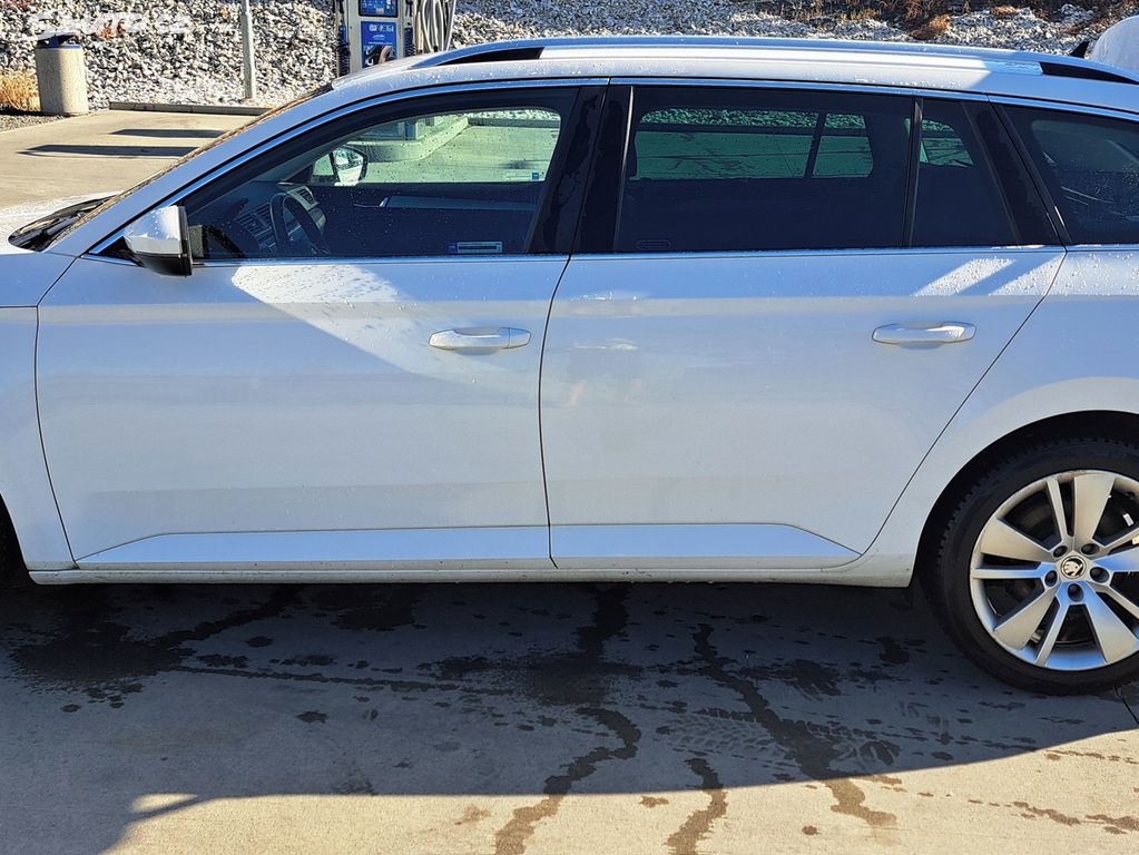 Skoda Superb 2016 من جمهورية التشيك