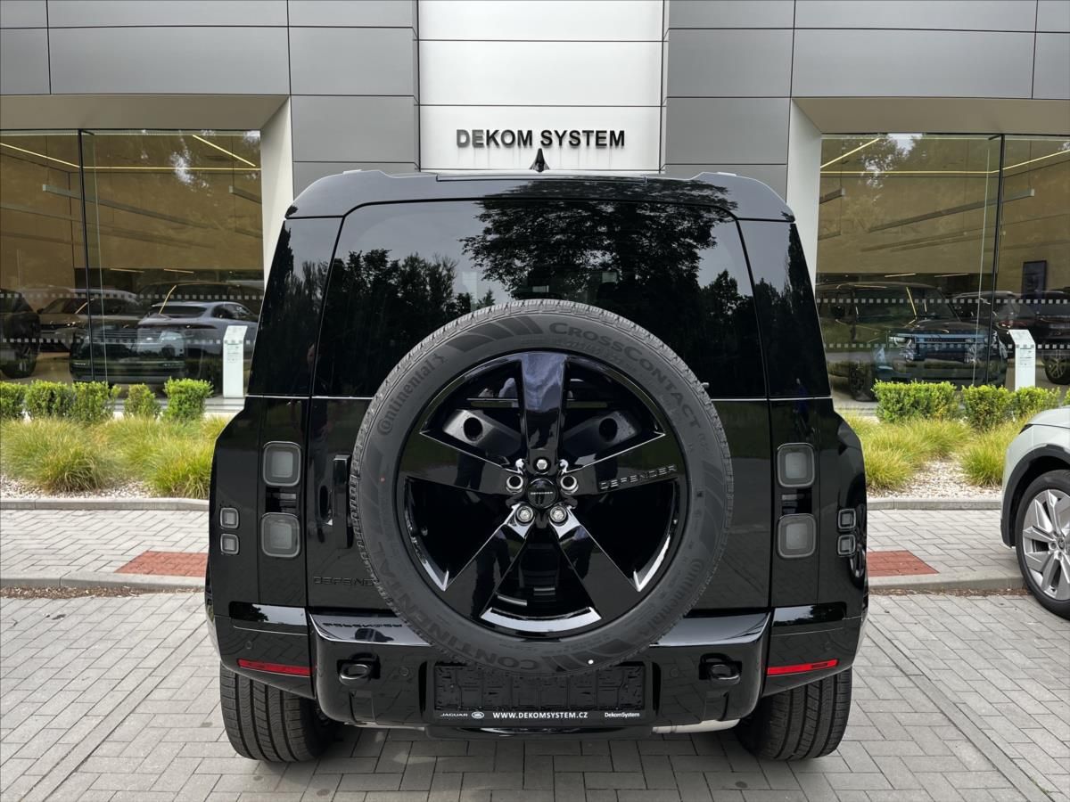 Land Rover Defender, 3,0 110 X-Dynamic SE D250 AWD - fotka 6