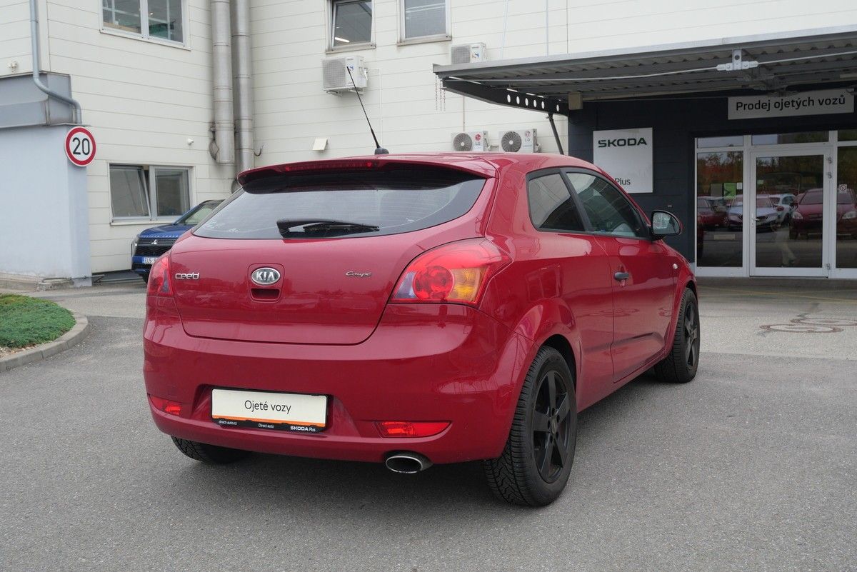 Kia Cee´d, 1.4i 80 kW - fotka 2
