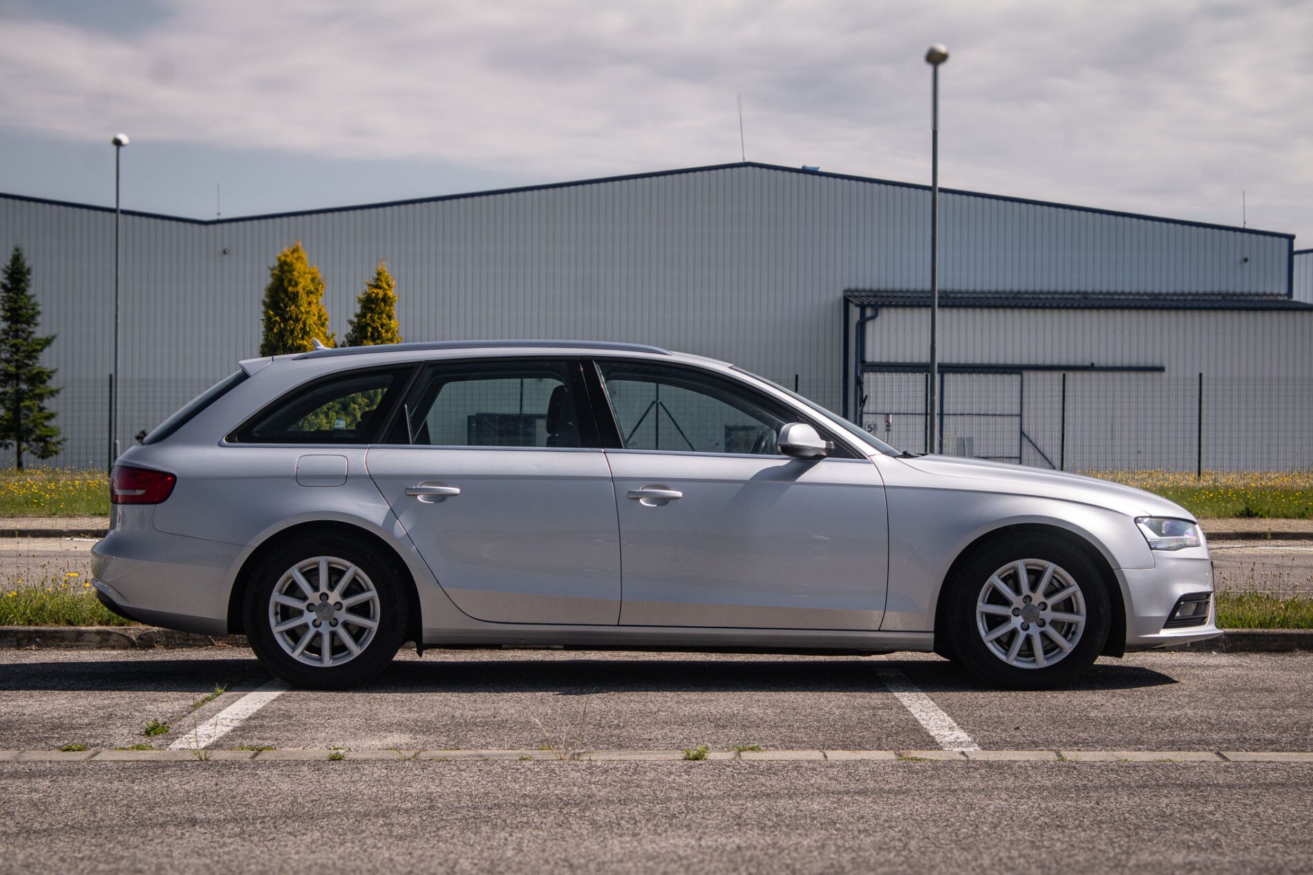 Audi A4 Avant - fotka 4
