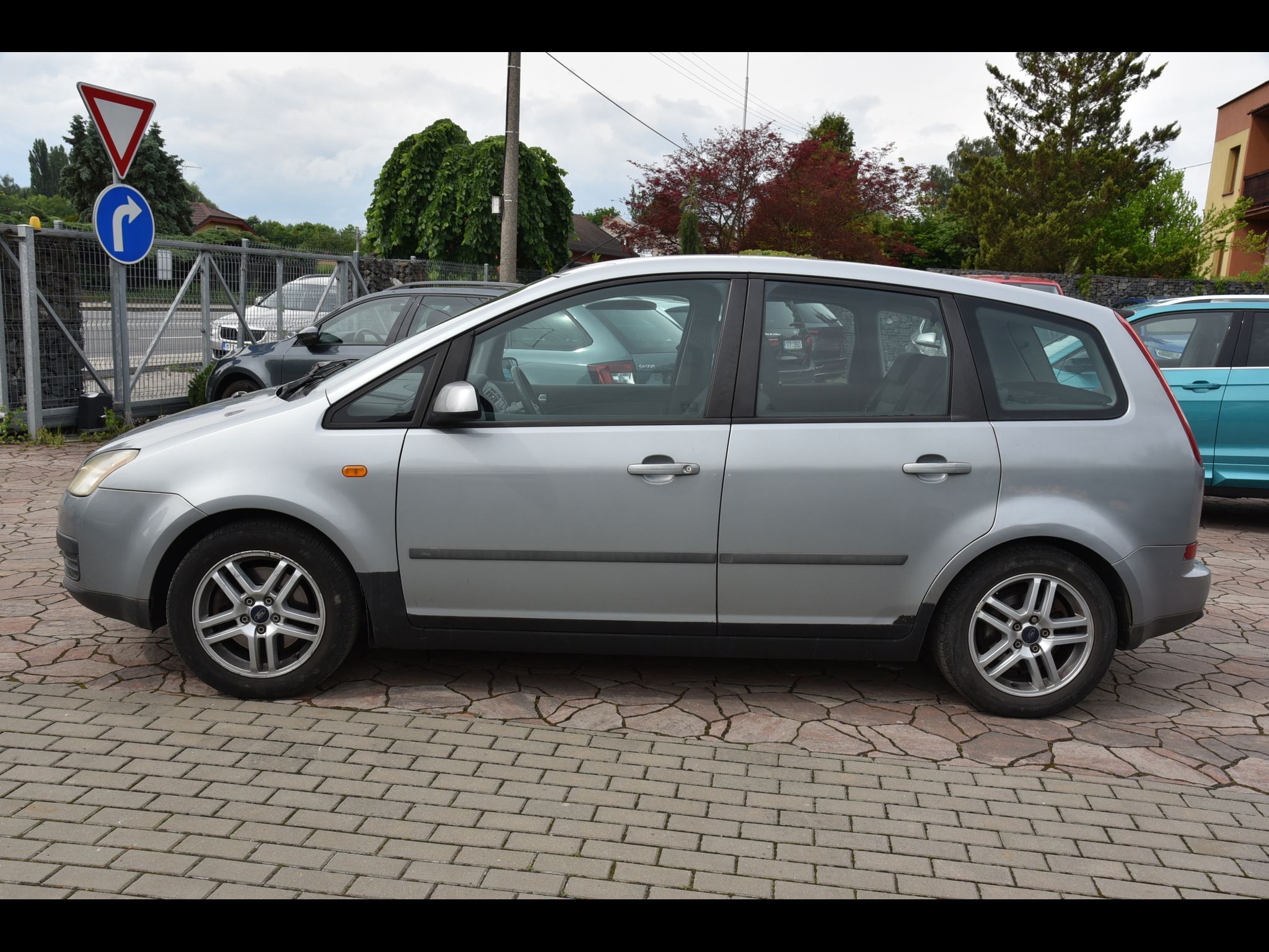 Ford C-MAX, 1.6 TDCi 80 kw MPV - fotka 5