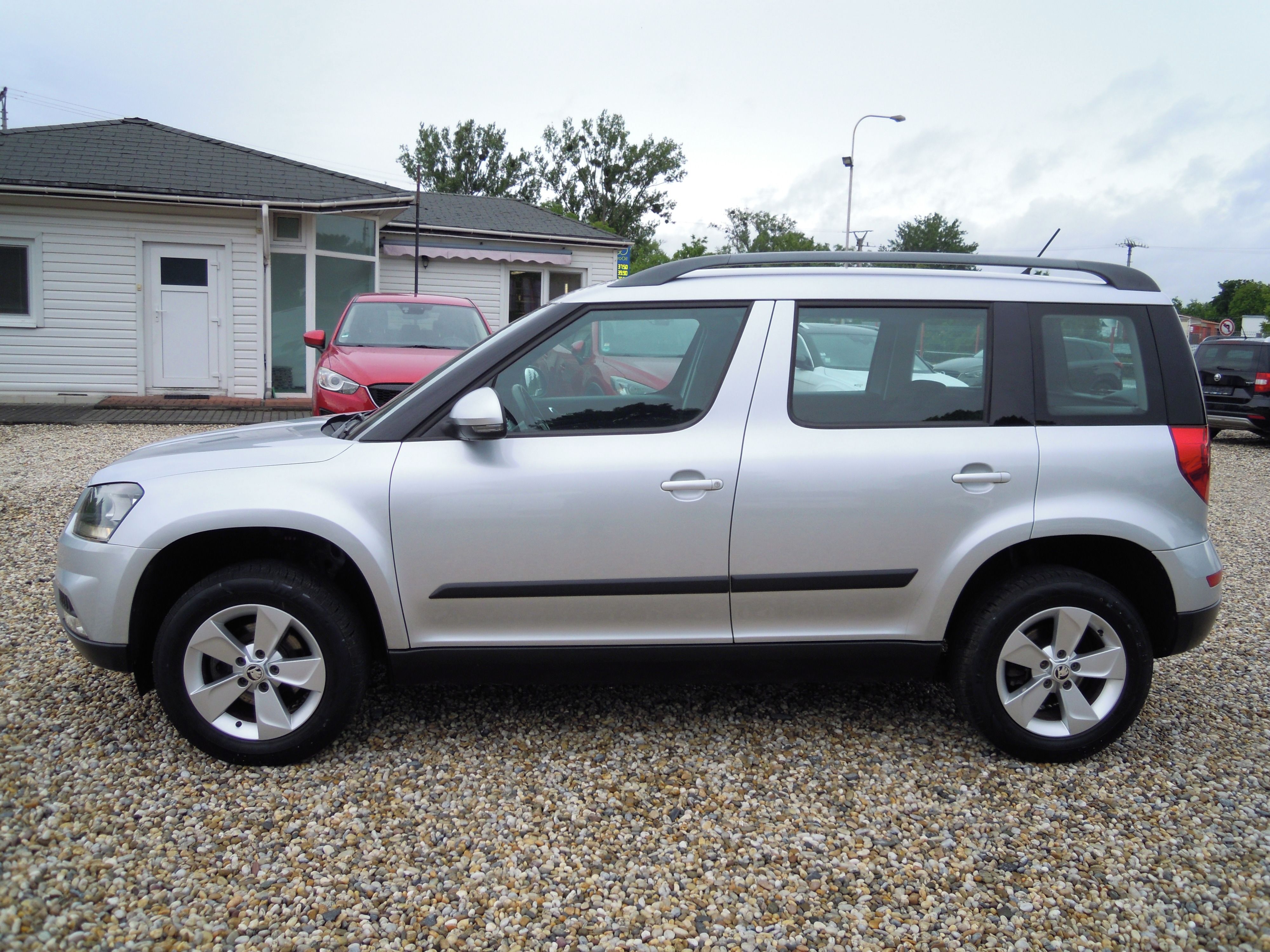 Škoda Yeti, 1.4TSi OUTDOOR - BEZ KOROZE - fotka 2
