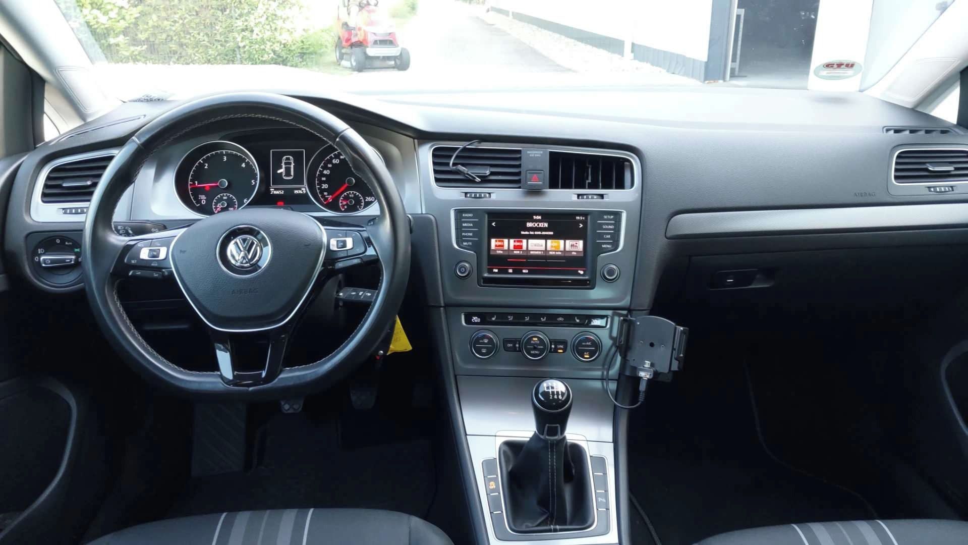 Volkswagen Golf, 2.0TDi 110KW VYHŘ.SE MF VOLANT - fotka 2