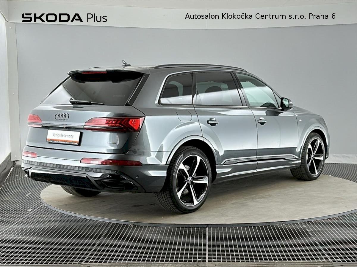 Audi Q7, TDI210 kW S-line Quattro 8TT - fotka 2
