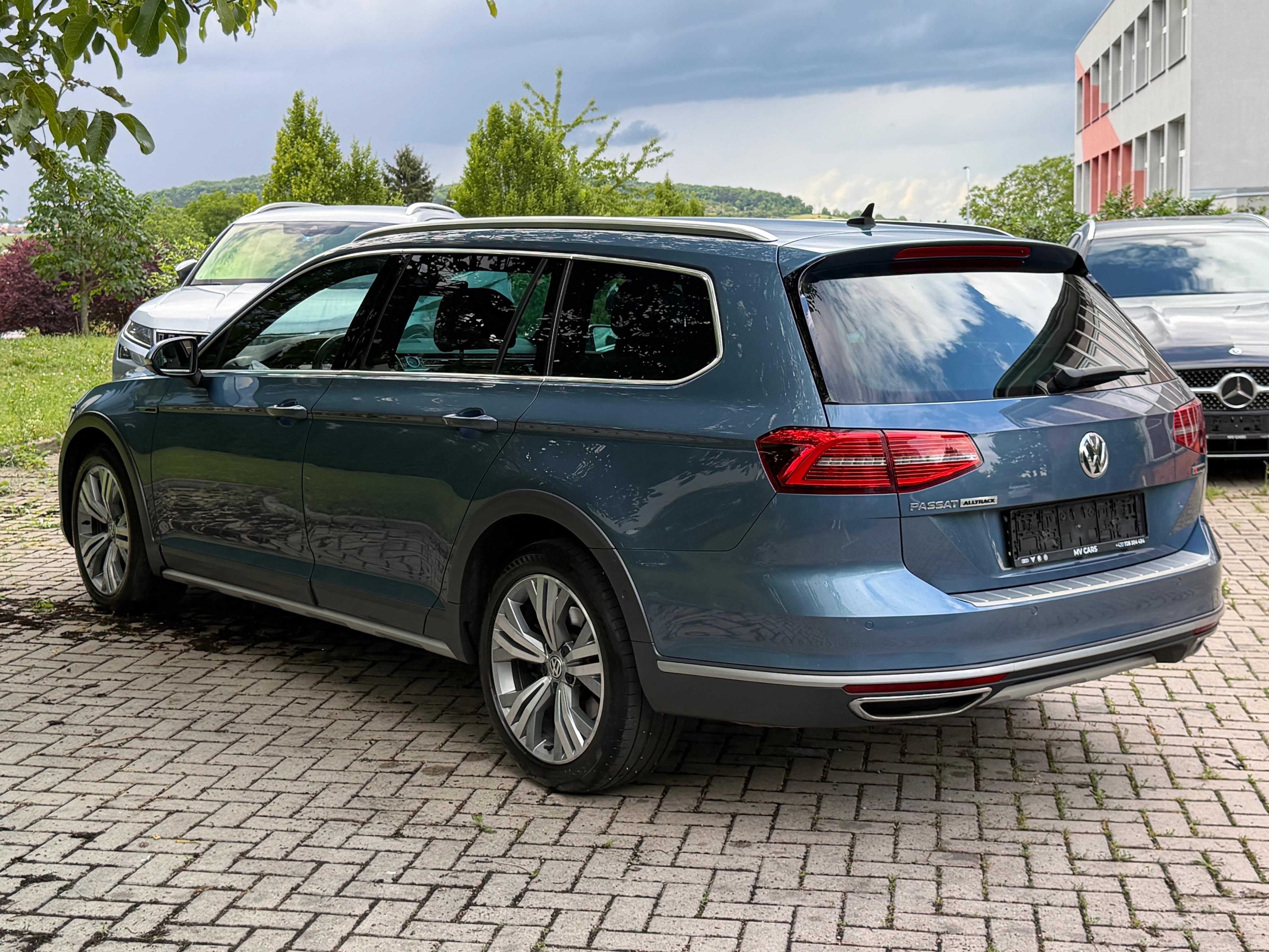 Volkswagen Passat, 2.0BiTDi 176kW • NZ • TZ FULL - fotka 3