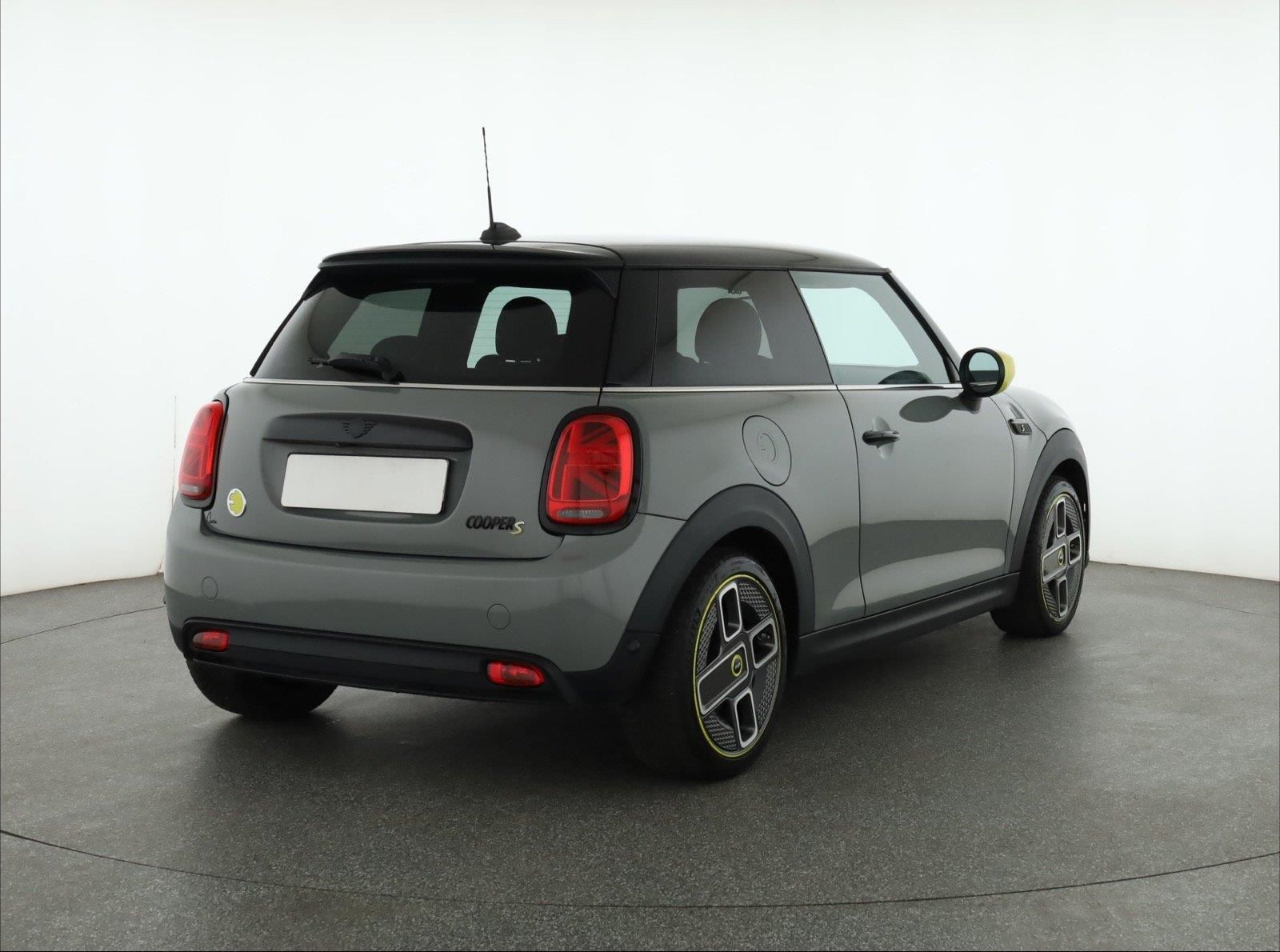 Mini, Cooper SE 32 kWh, SoH 100% - fotka 5