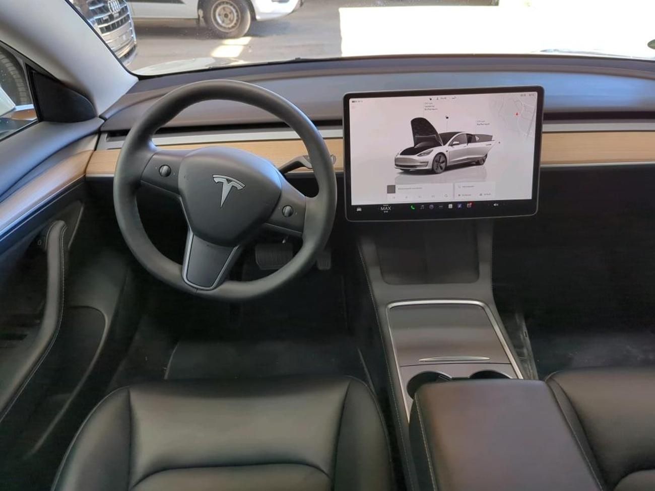 Tesla Model 3, STANDART RANGE 239kw SOH 94% - fotka 5