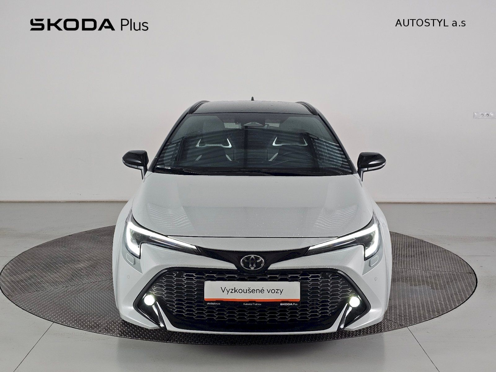 Toyota Corolla, TS 1.8HEV 140k GR SPORT - fotka 4