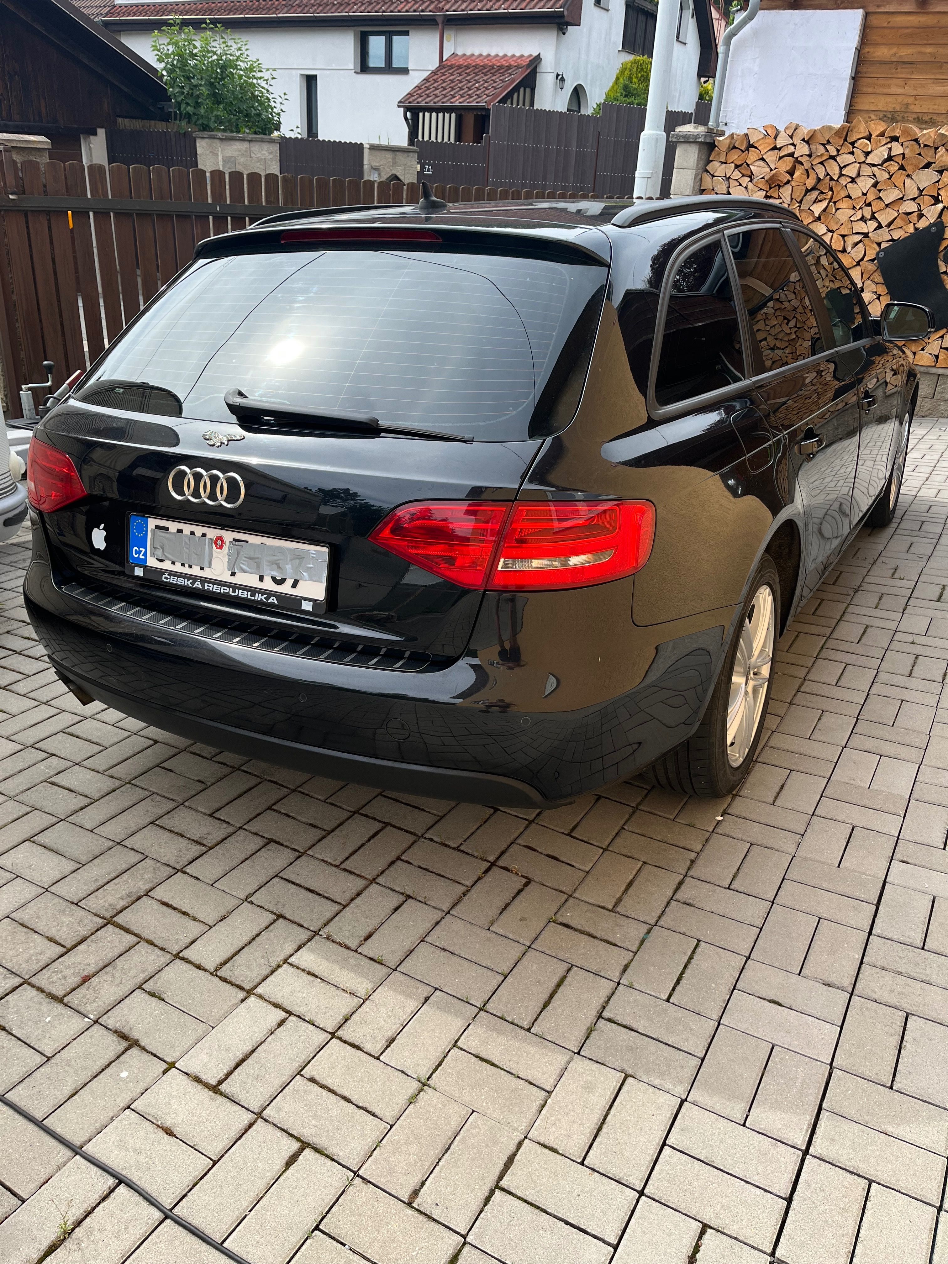 Audi A4 - fotka 6