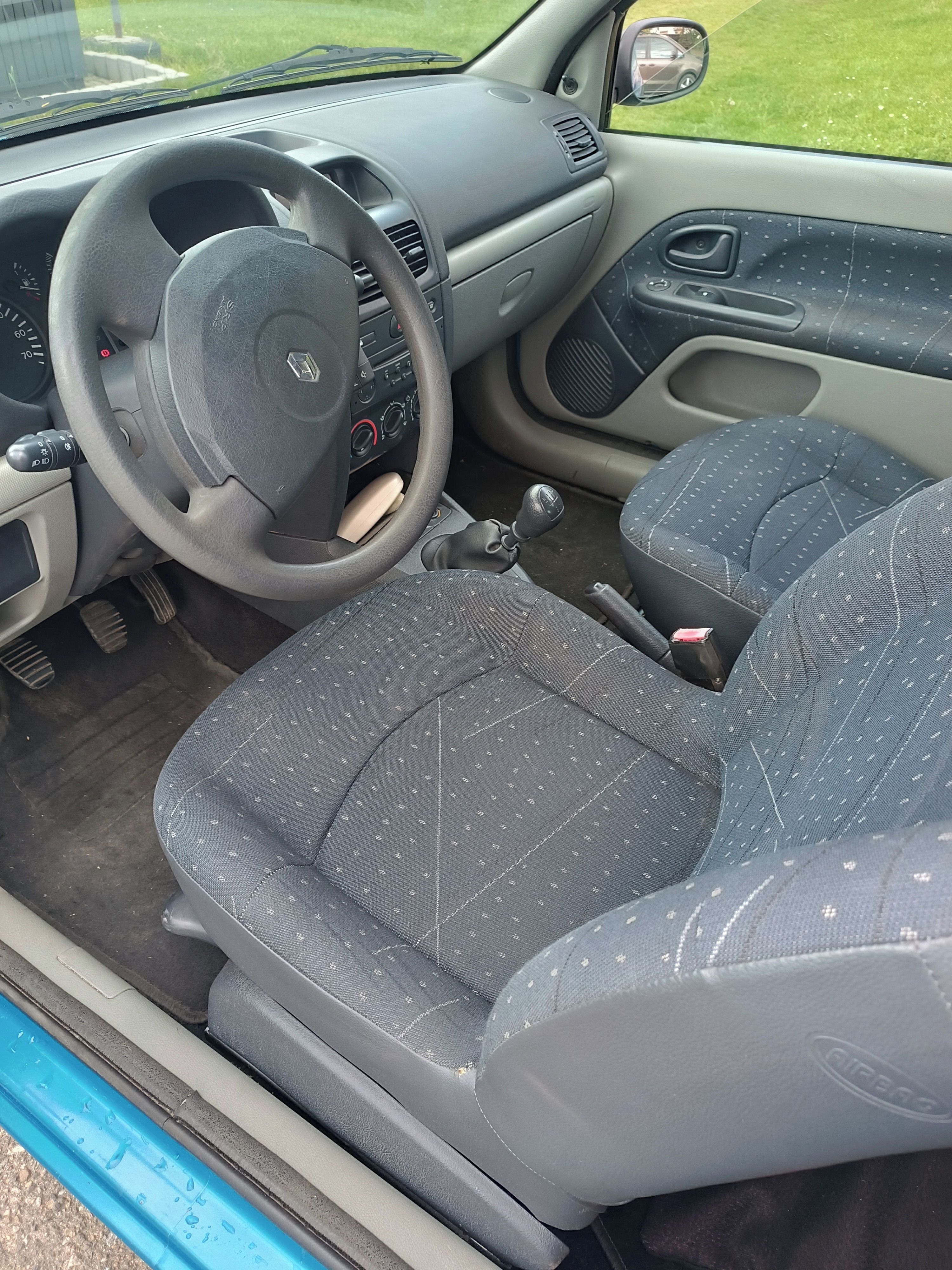 Renault Clio, 1.2 pravidelně servisováno - fotka 4