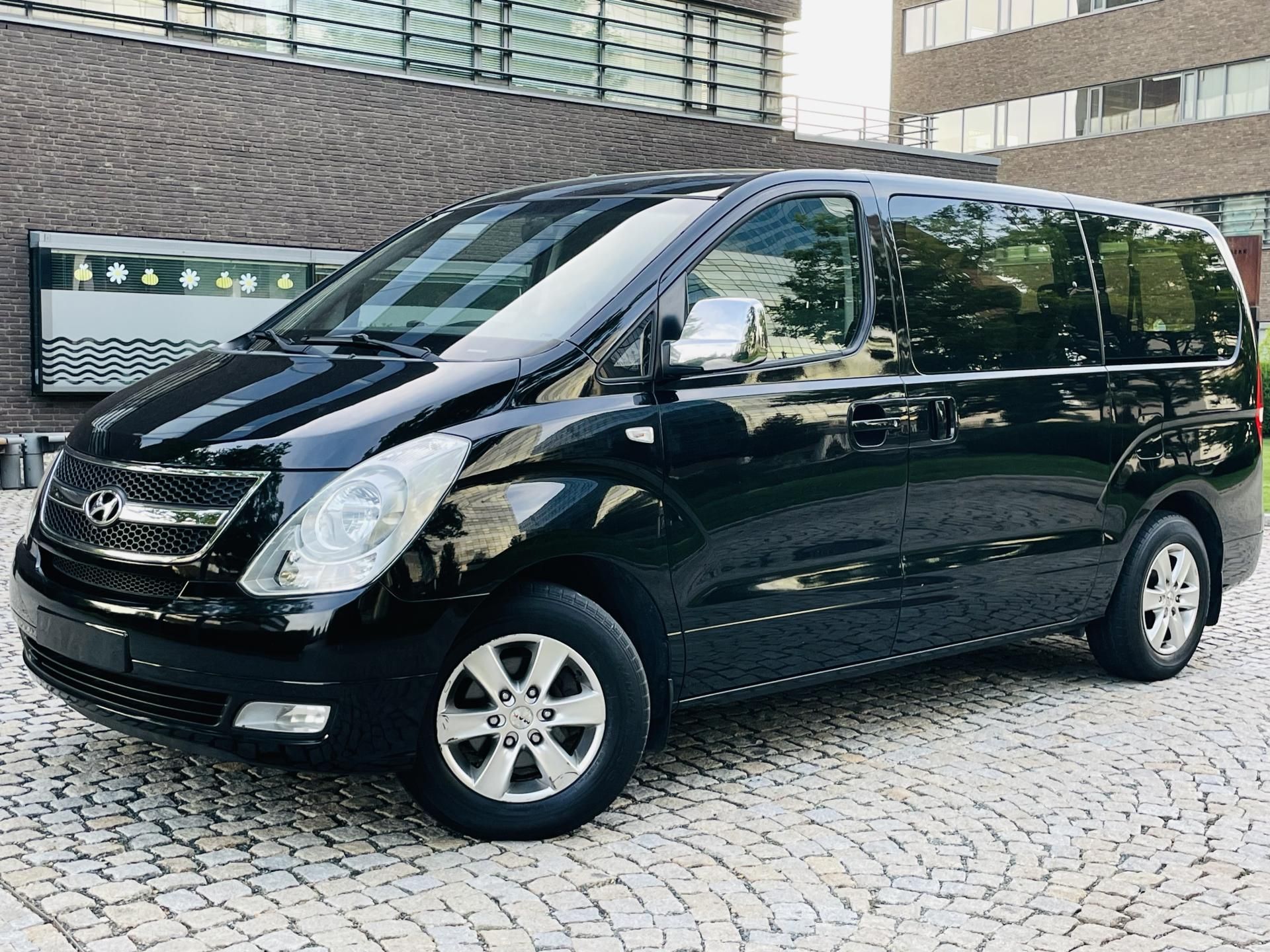 Hyundai H 1, 2.5 CRDi 125KW MANUÁL 8-MÍST - fotka 4