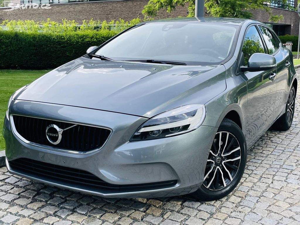 Volvo V40, 2.0i MANUÁL KAMERA SERVISKA