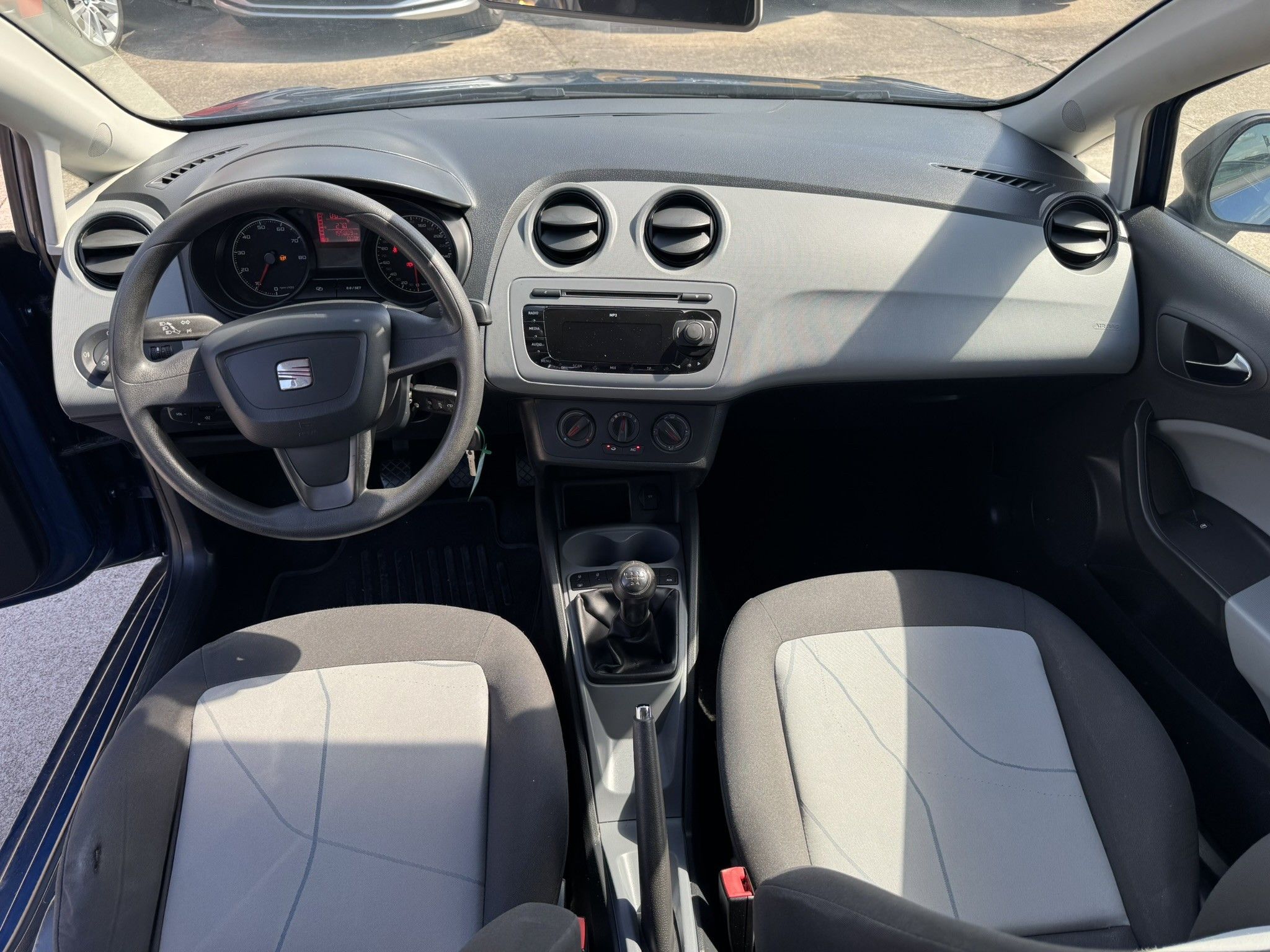 Seat Ibiza, 1.2 12V 51 kW Reference - fotka 5