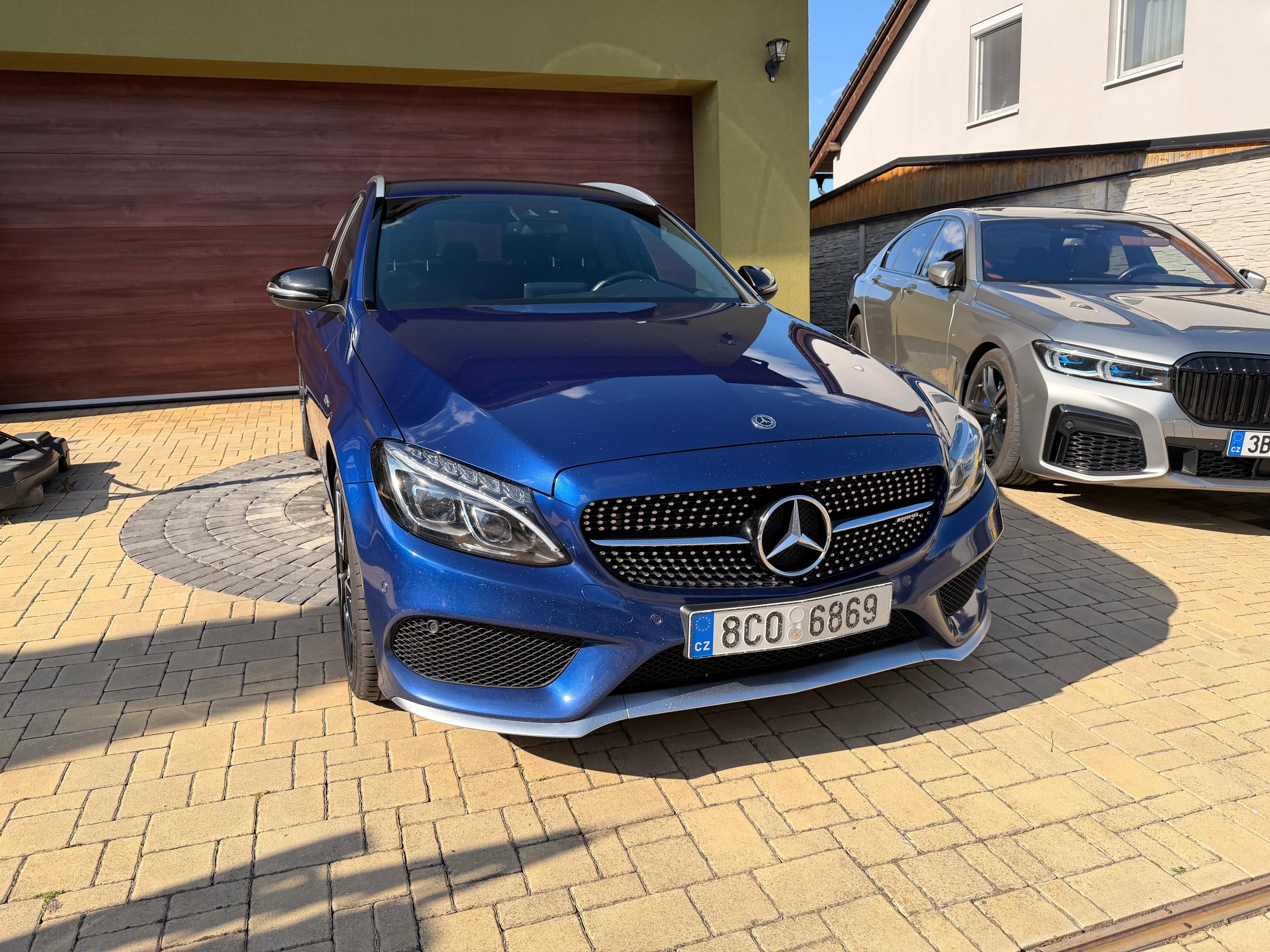 Mercedes-Benz Třídy C, 43 AMG - fotka 3