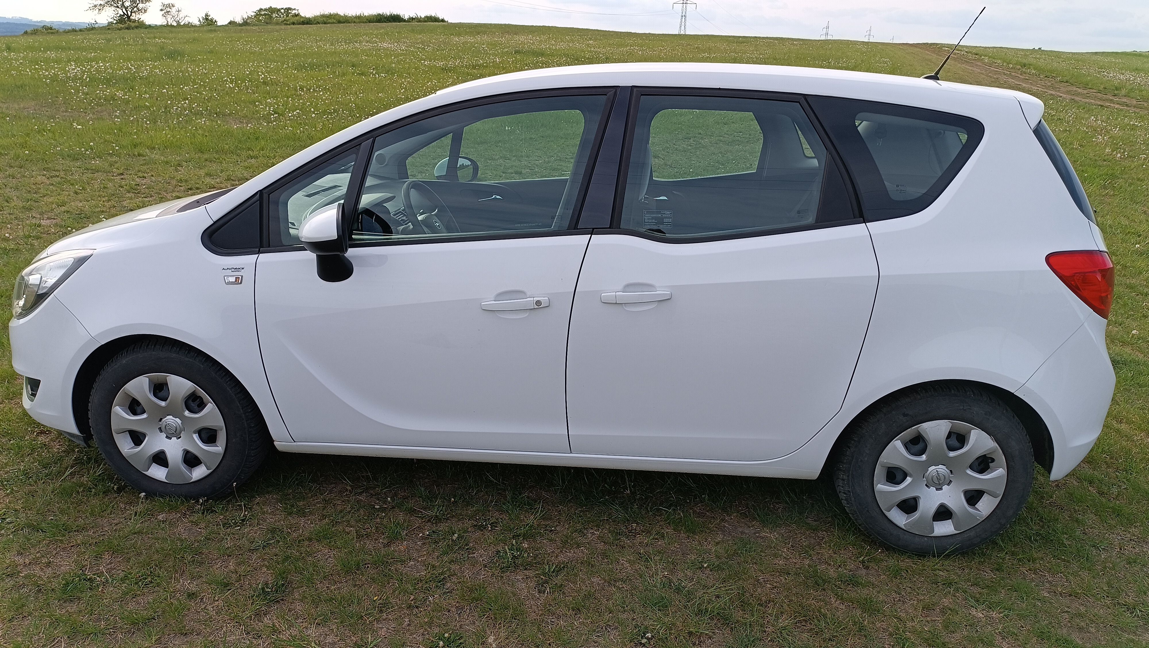 Opel Meriva, 1.4 benzin, 74 kW, tažné - fotka 3
