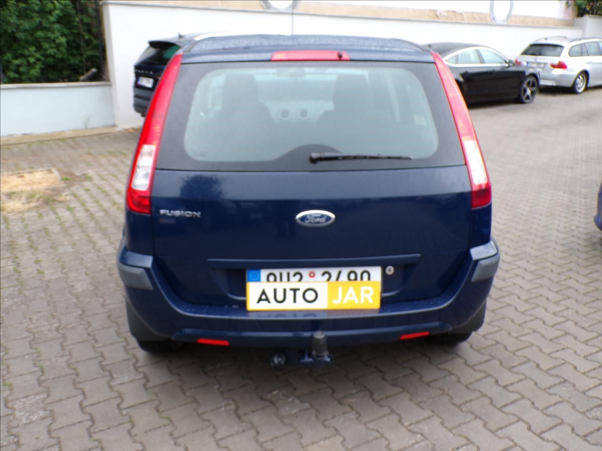 Ford Fusion, 1,4 i  TAŽNÉ ZAŘÍZENÍ - fotka 5
