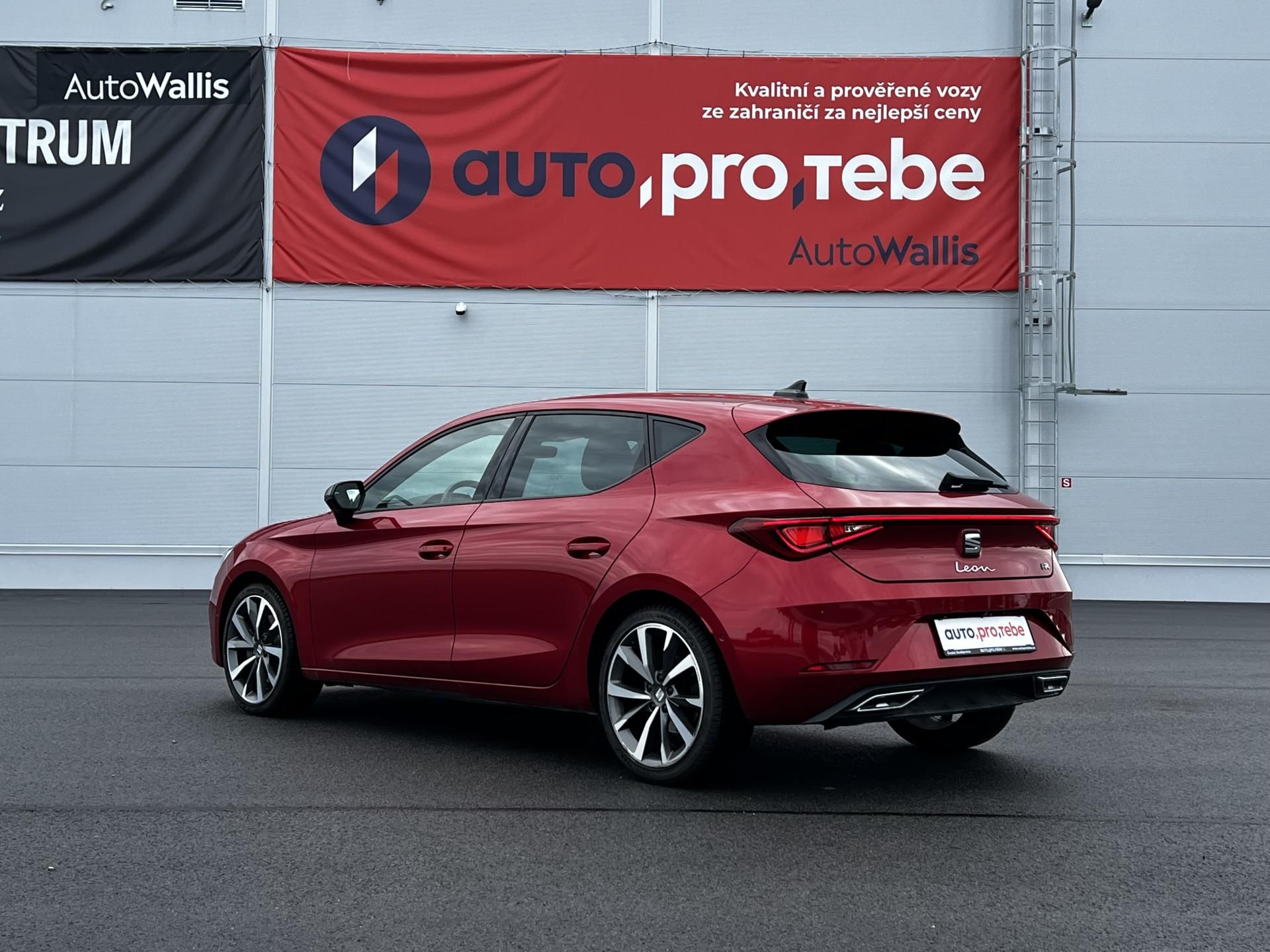 Seat Leon, 1.5eTSI 110kW DSG FR-Line - fotka 4