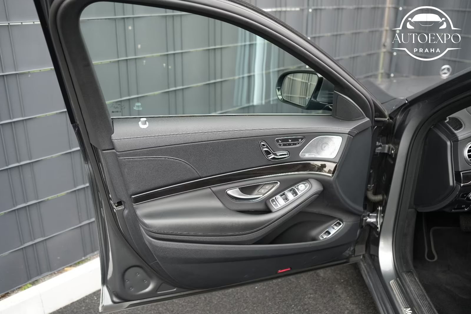 Mercedes-Benz Třídy S, 560e L 9G-TRONIC*PANO*360° - fotka 6