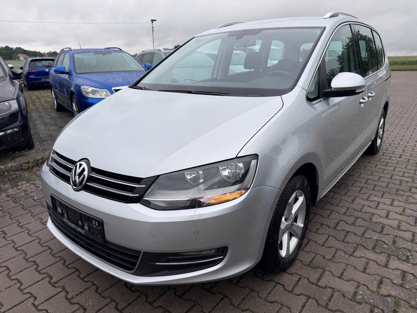 Volkswagen Sharan, 2.0 TDI Highline 125 kw 6míst - fotka 3