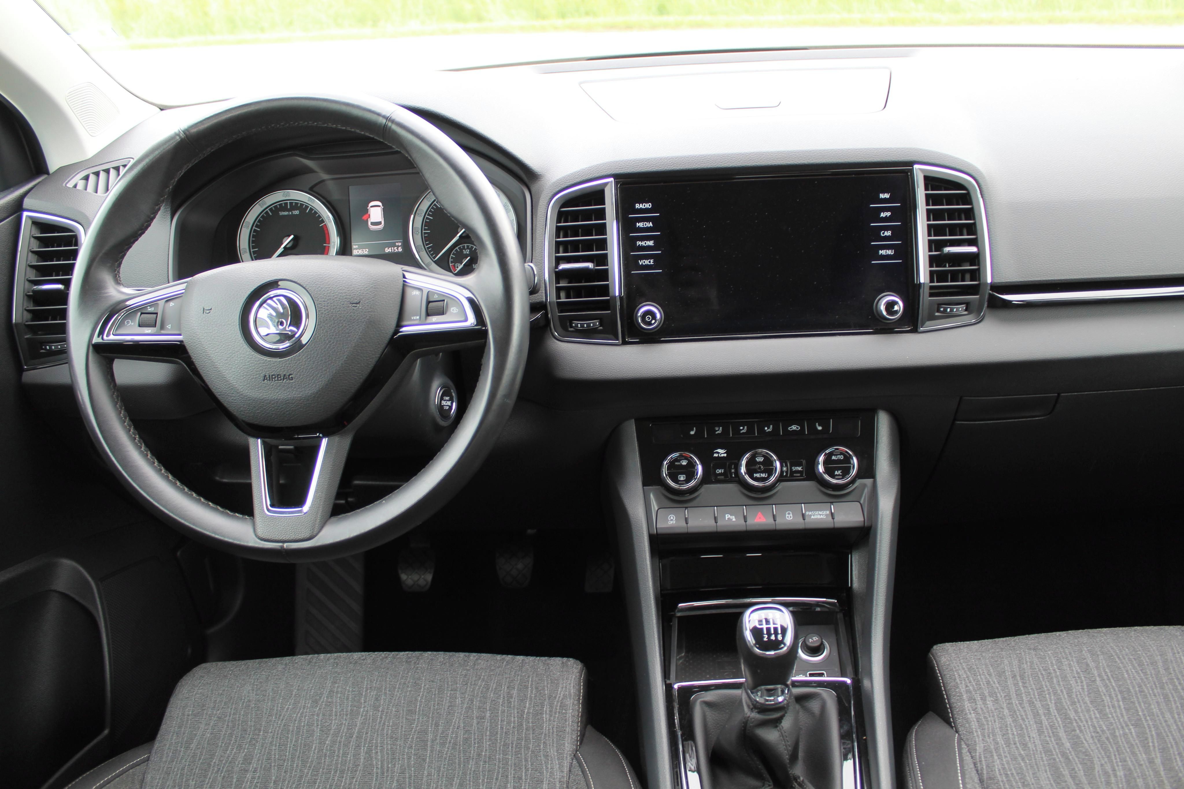 Škoda Karoq, Style 1.5 TSI 110Kw 80000km - fotka 6