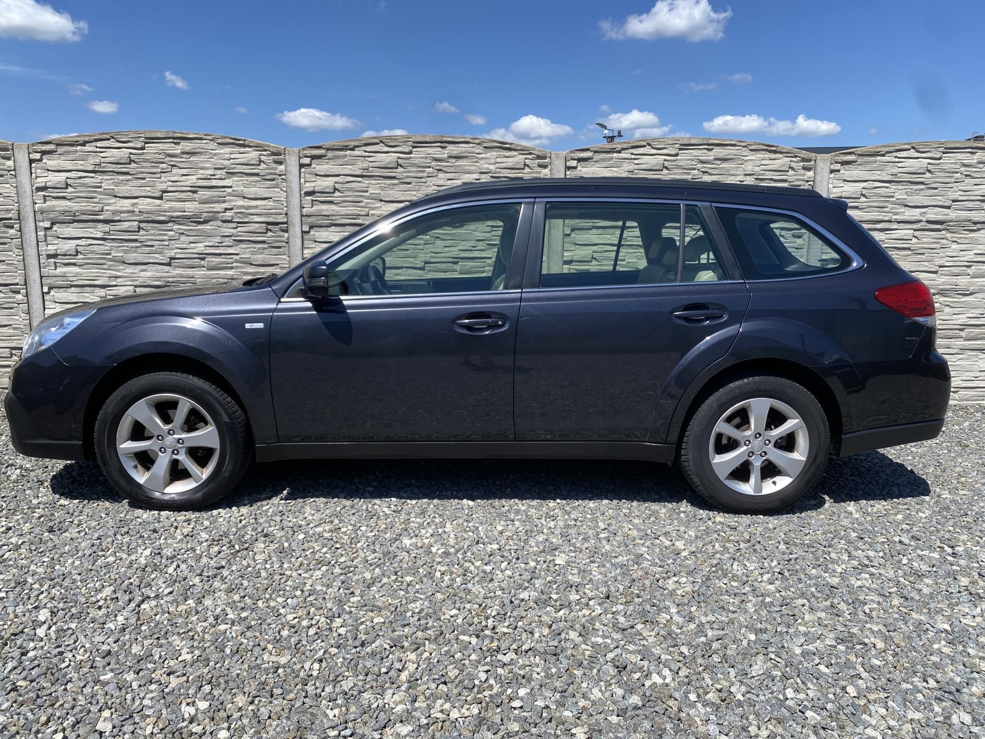 Subaru Outback, 2.5i 170PS 4x4 BIFUEL PAN NAVI