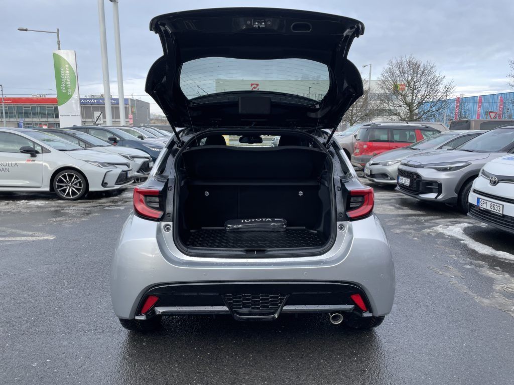 Toyota Yaris, 1.5Hybrid GR Sport ODBĚR IHNED - fotka 5